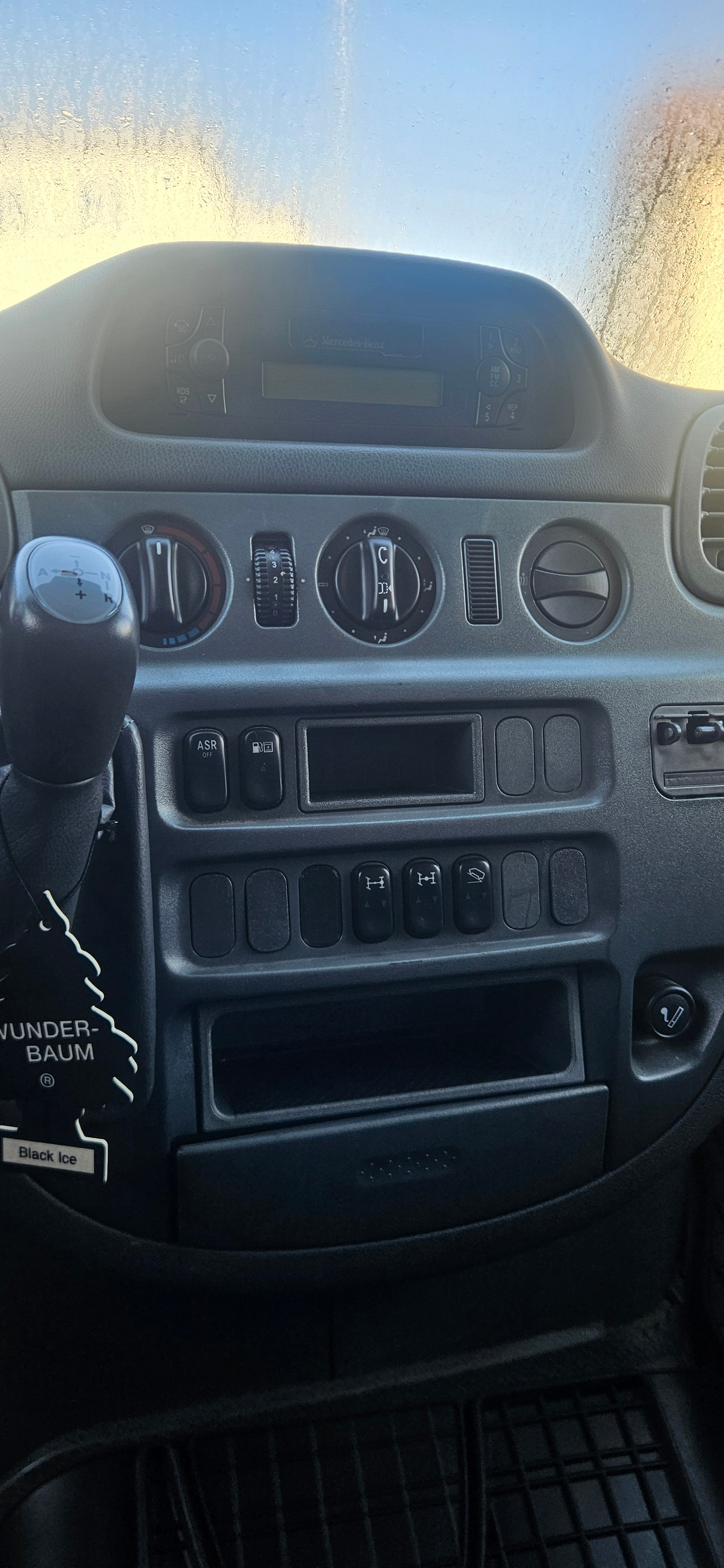 MERCEDES-BENZ 313 4x4-image-9
