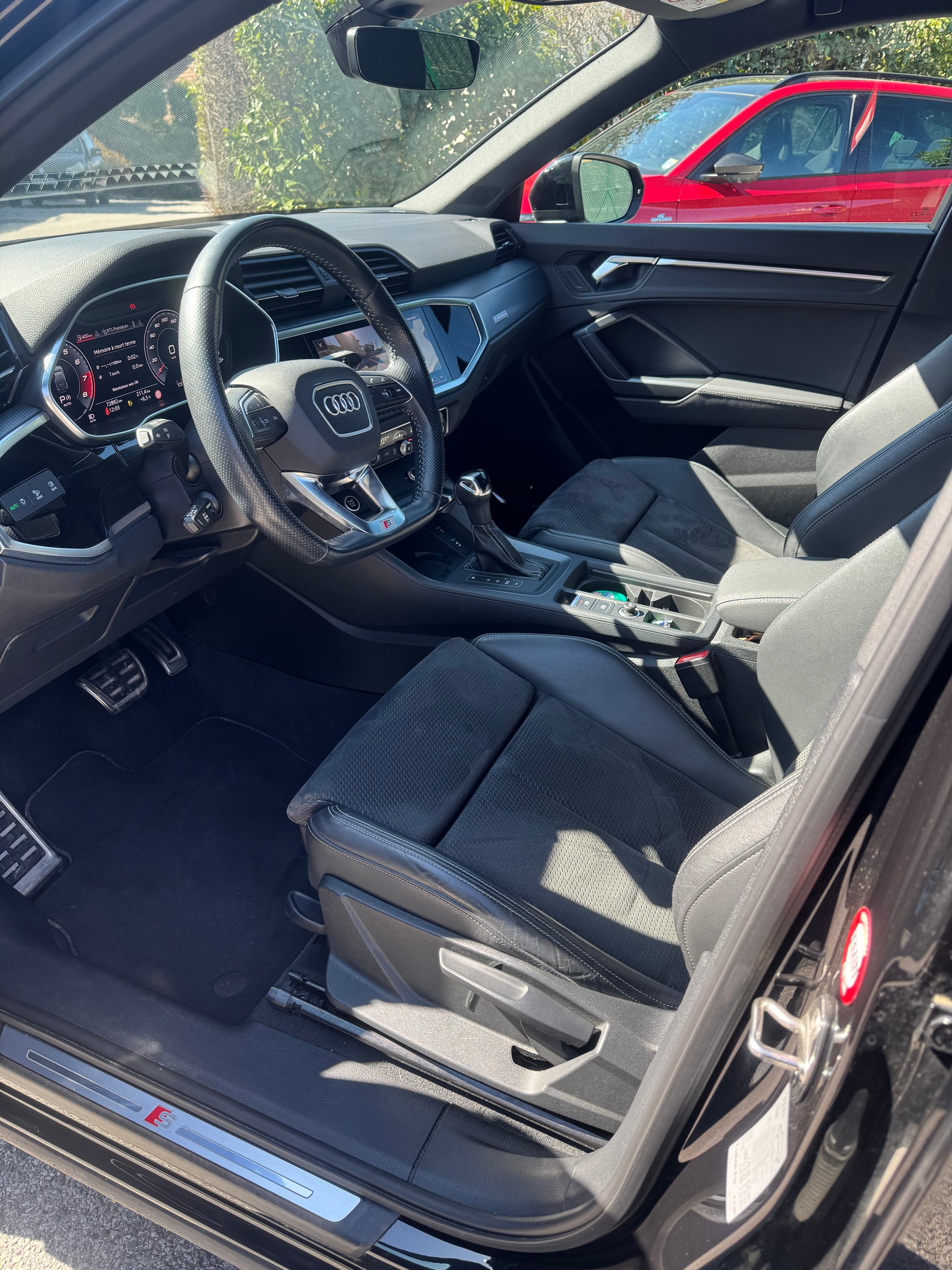 AUDI Q3 Sportback 40 TFSI S line quattro S-tronic-image-5