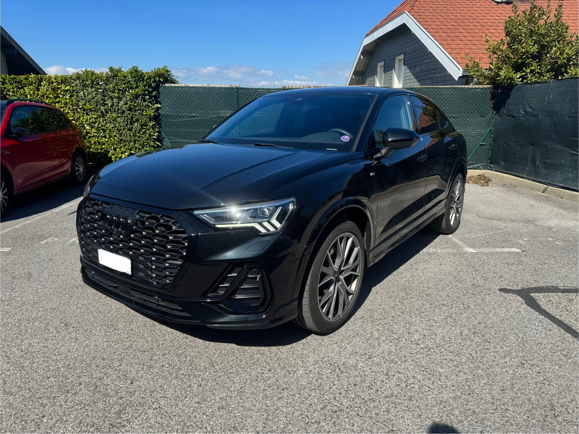 AUDI Q3 Sportback 40 TFSI S line quattro S-tronic-image-3