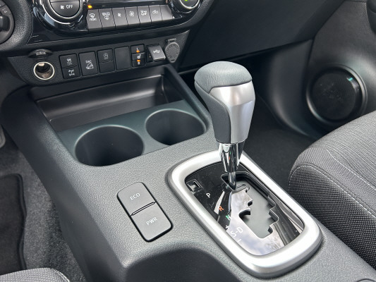 TOYOTA Hilux 2.4d Style DC 4x4 A-image-12