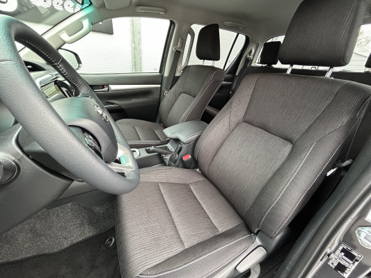 TOYOTA Hilux 2.4d Style DC 4x4 A-image-6