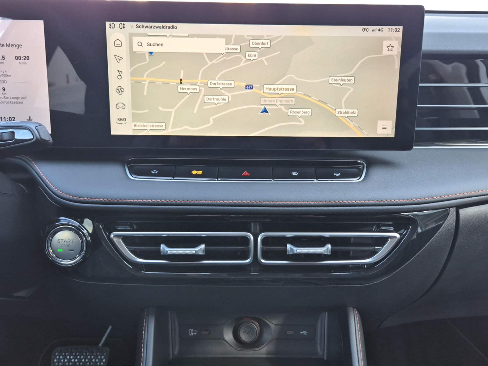 MG HS 1.5 PHEV Luxury-image-11