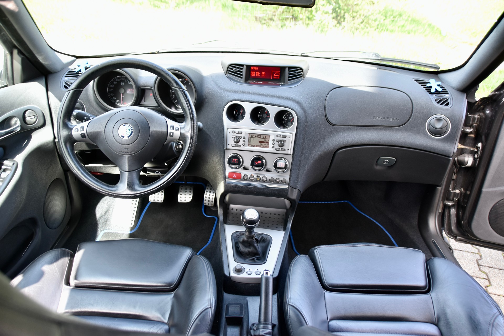 ALFA ROMEO 156 Sportwagon 3.2 V6 GTA-image-4