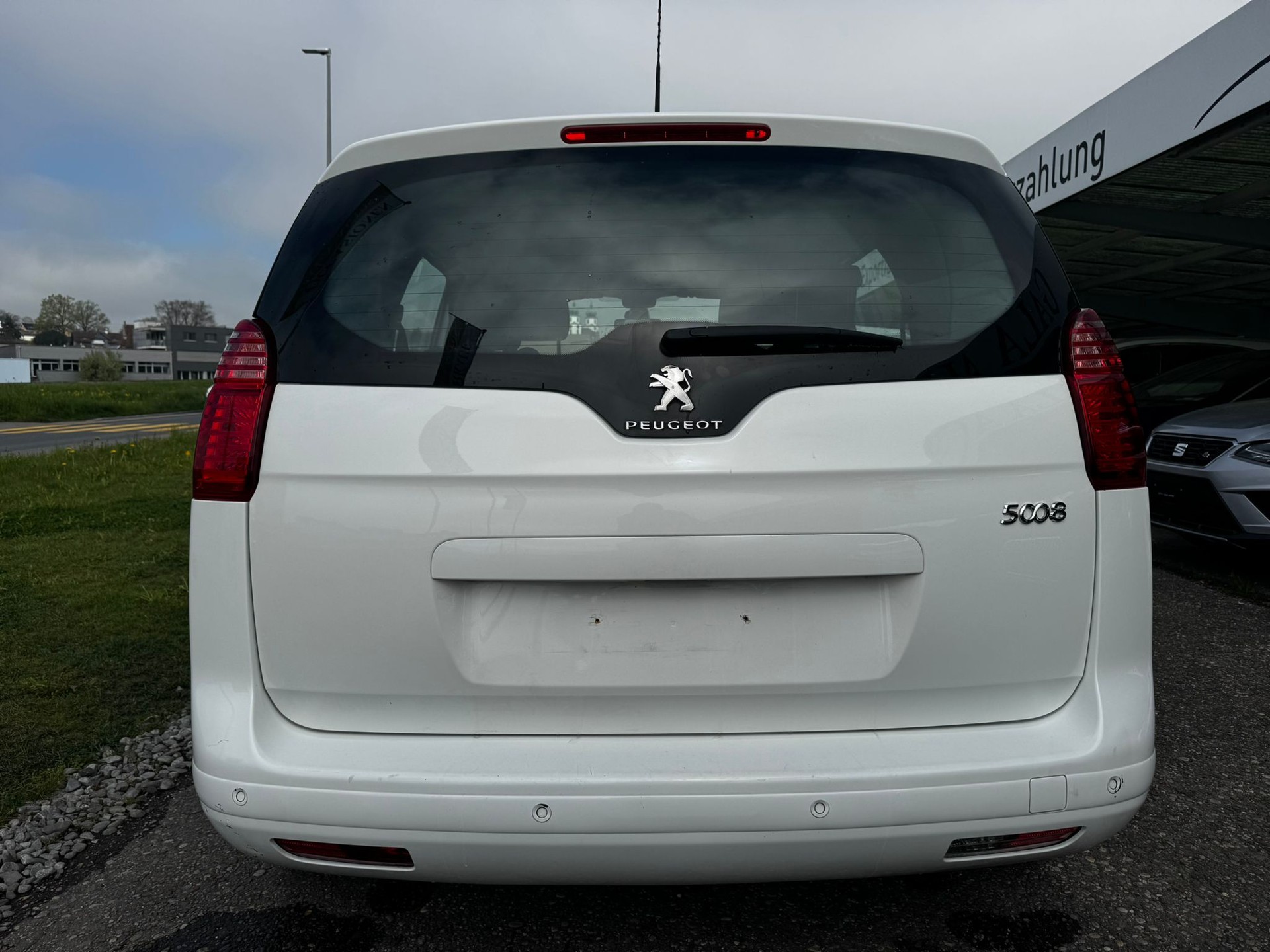 PEUGEOT 5008 1.6 16V T Active Tiptronic-image-5