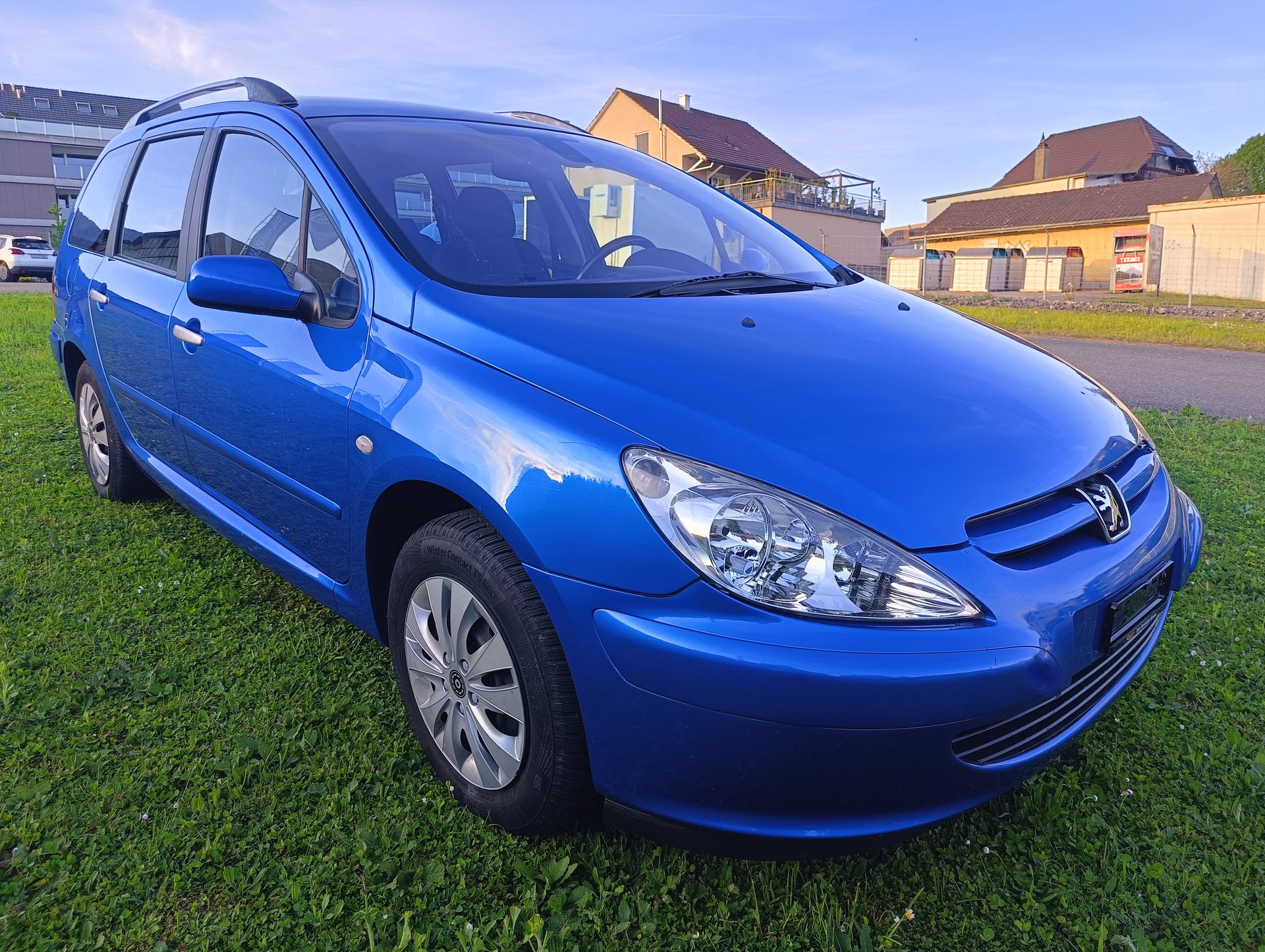 PEUGEOT 307 SW 2.0 16V Premium-image-1