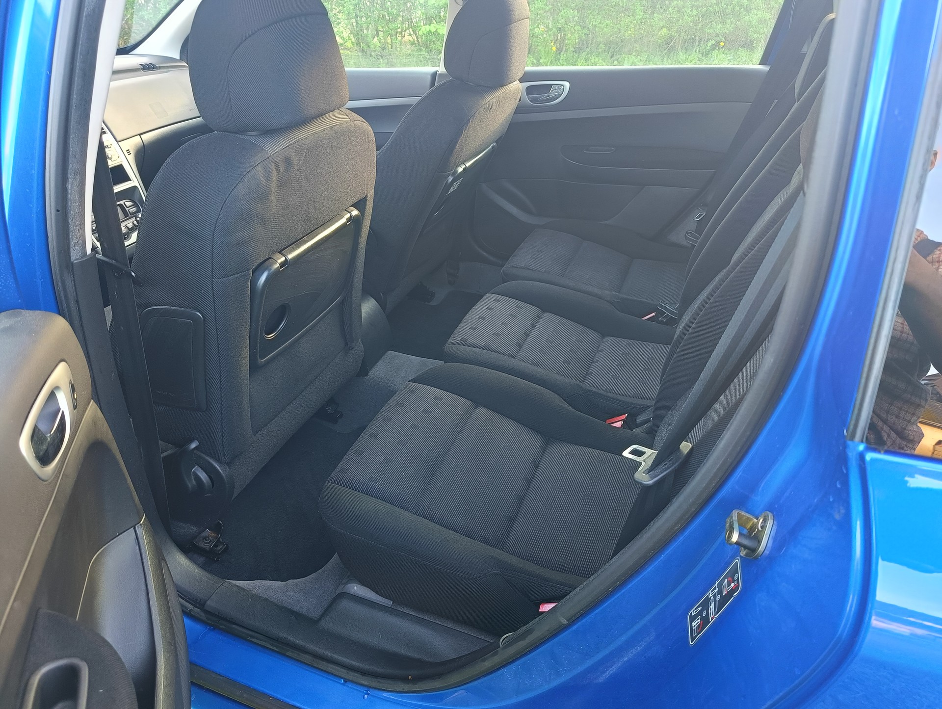 PEUGEOT 307 SW 2.0 16V Premium-image-8