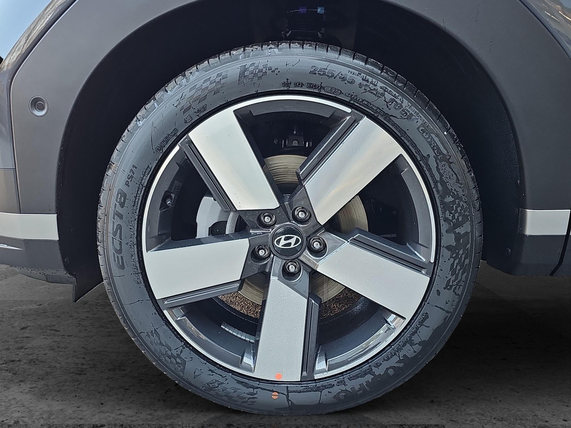 HYUNDAI Santa Fe 1.6 T-GDi PHEV Calligraphy Swiss Edition-image-8