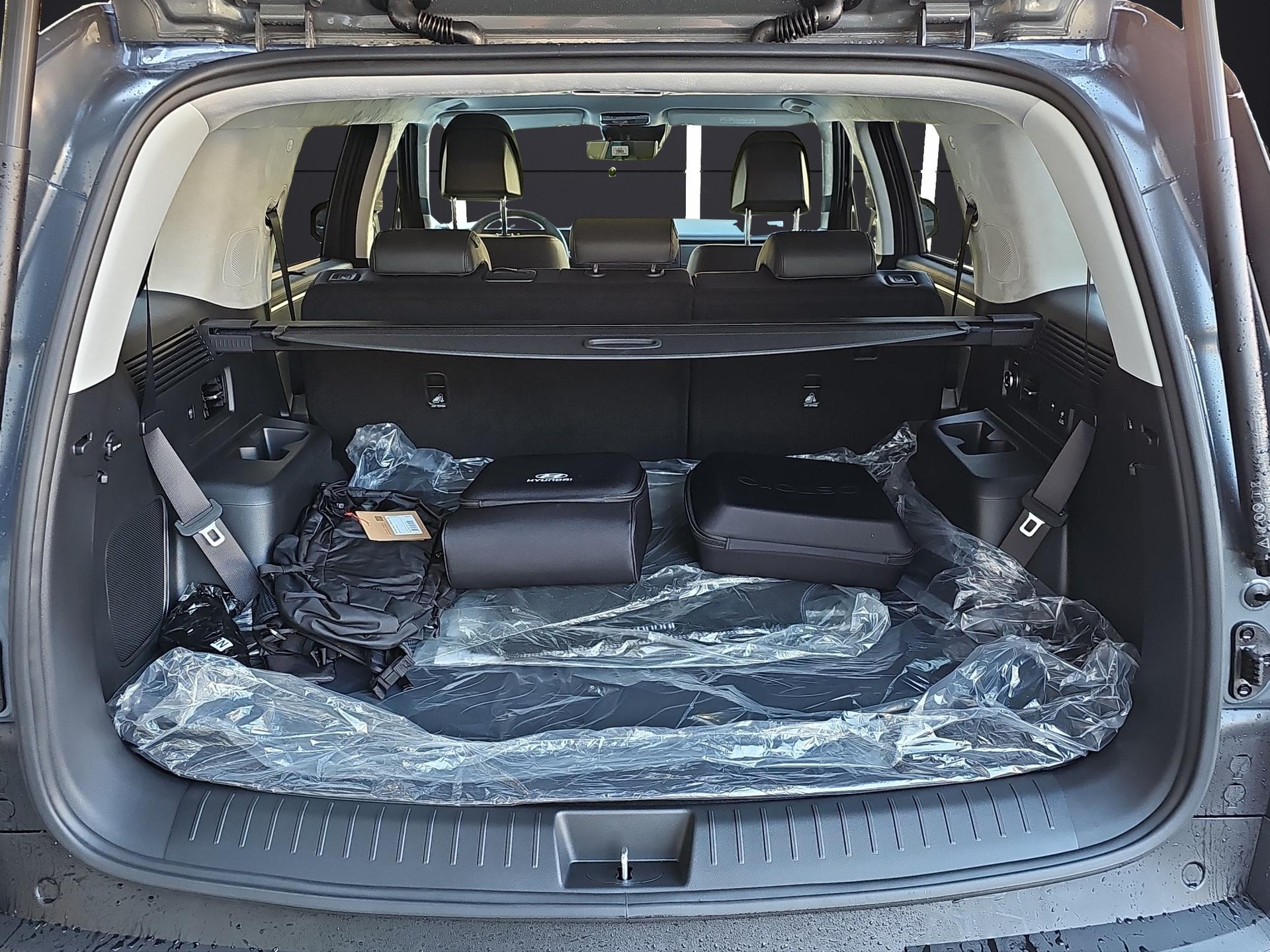 HYUNDAI Santa Fe 1.6 T-GDi PHEV Calligraphy Swiss Edition-image-12