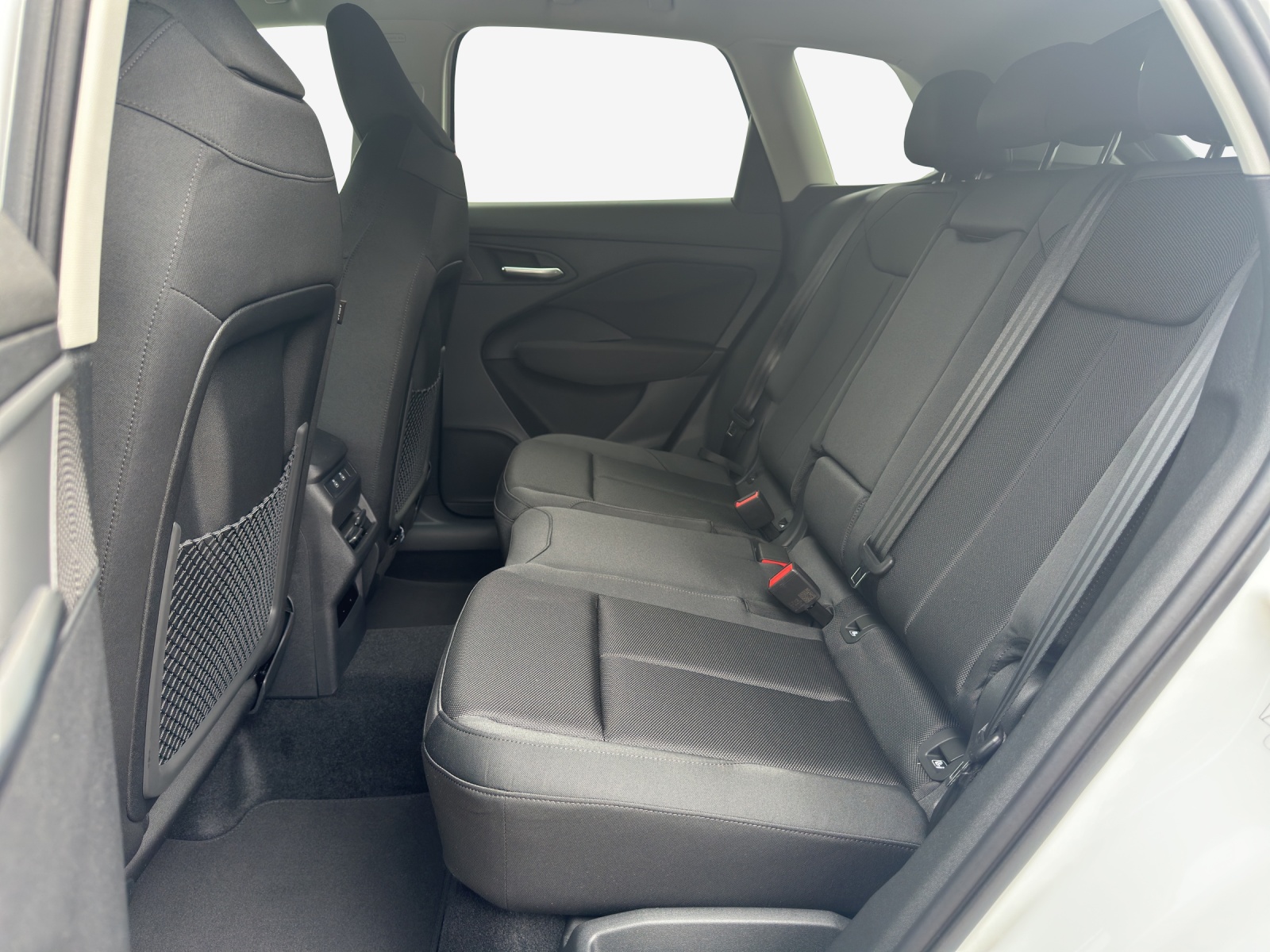 AUDI Q3 SUV 110 kW TFSI S tronic-image-10