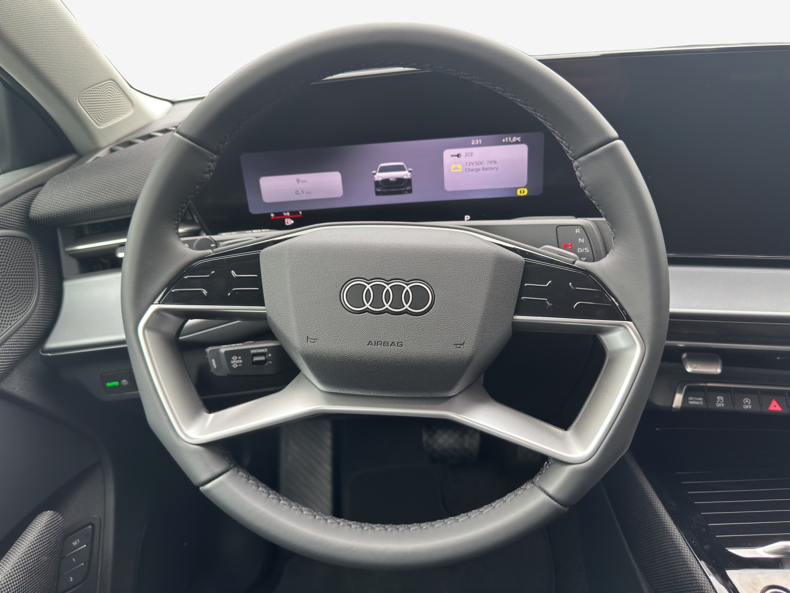 AUDI Q3 SUV 110 kW TFSI S tronic-image-8