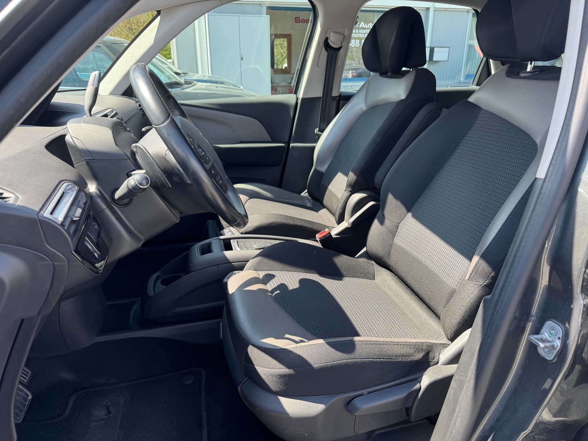 CITROEN C4 Picasso 1.6i 16V e-THP Exclusive Automatic-image-11