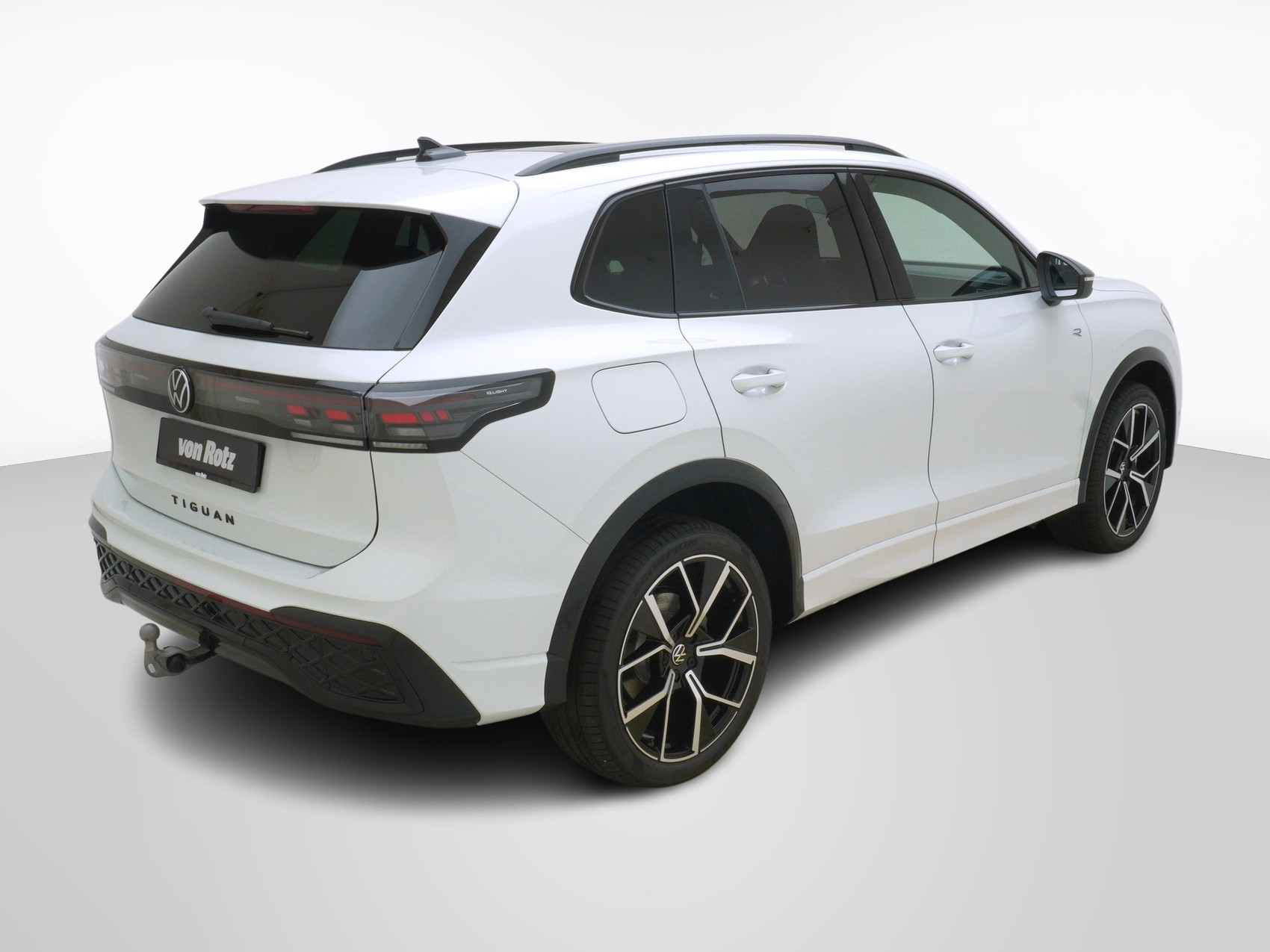 VW Tiguan 2.0 TSI R-Line 4Motion-image-4