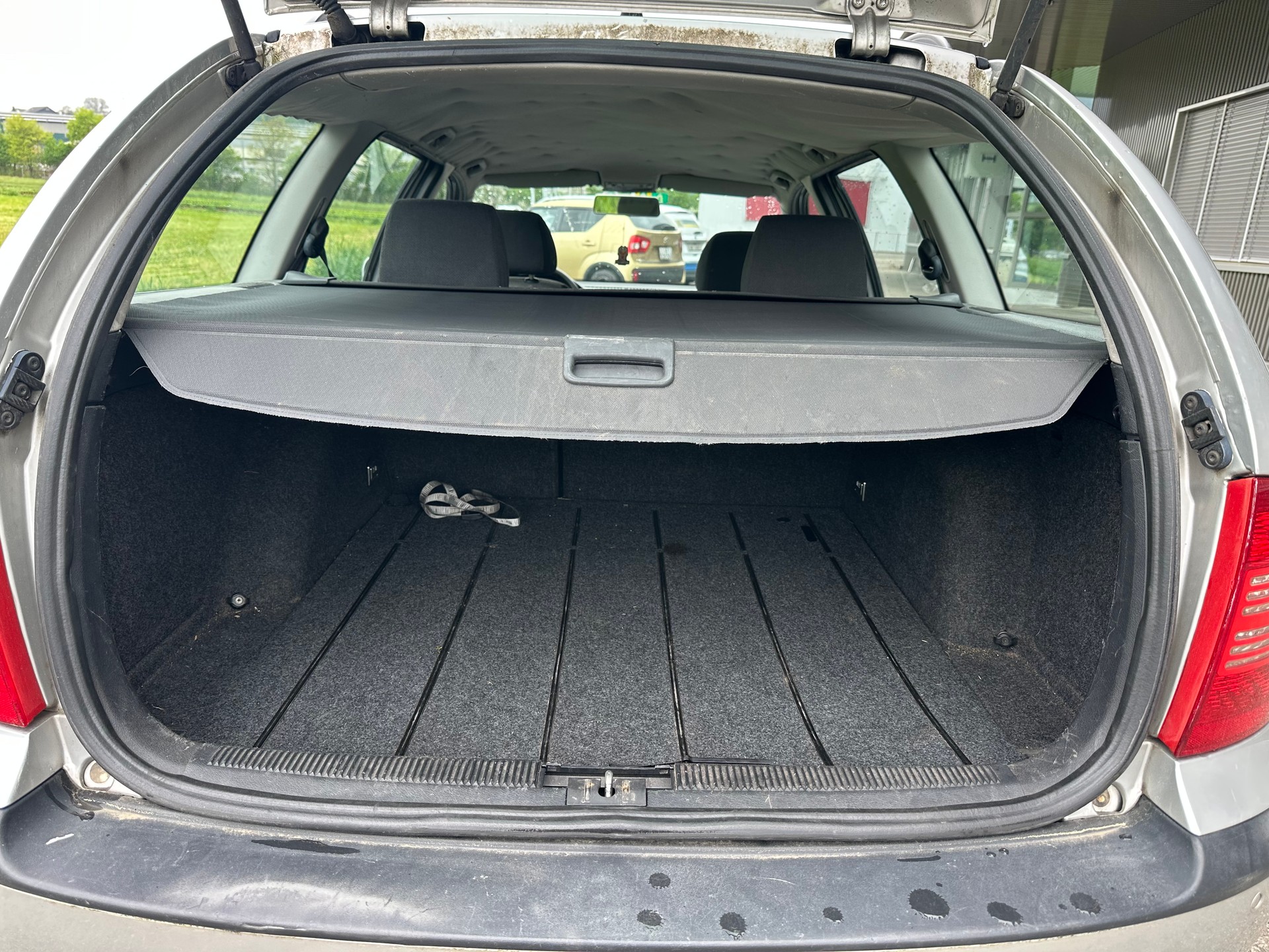 SKODA Octavia 1.9 TDI Elegance 4x4-image-12