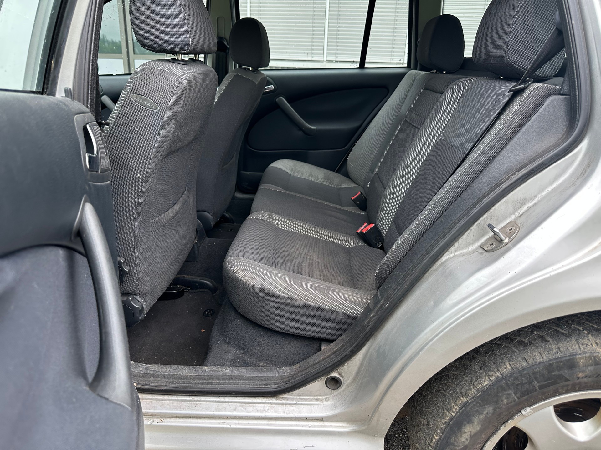 SKODA Octavia 1.9 TDI Elegance 4x4-image-10