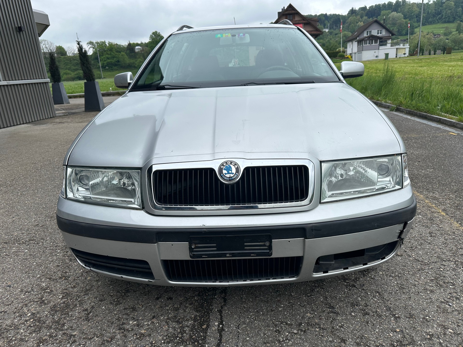 SKODA Octavia 1.9 TDI Elegance 4x4-image-1