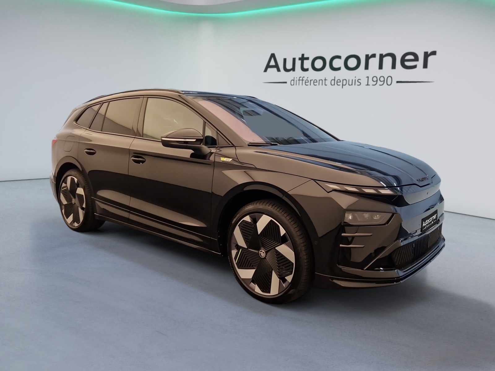 SKODA Enyaq 4x4 RS-image-6