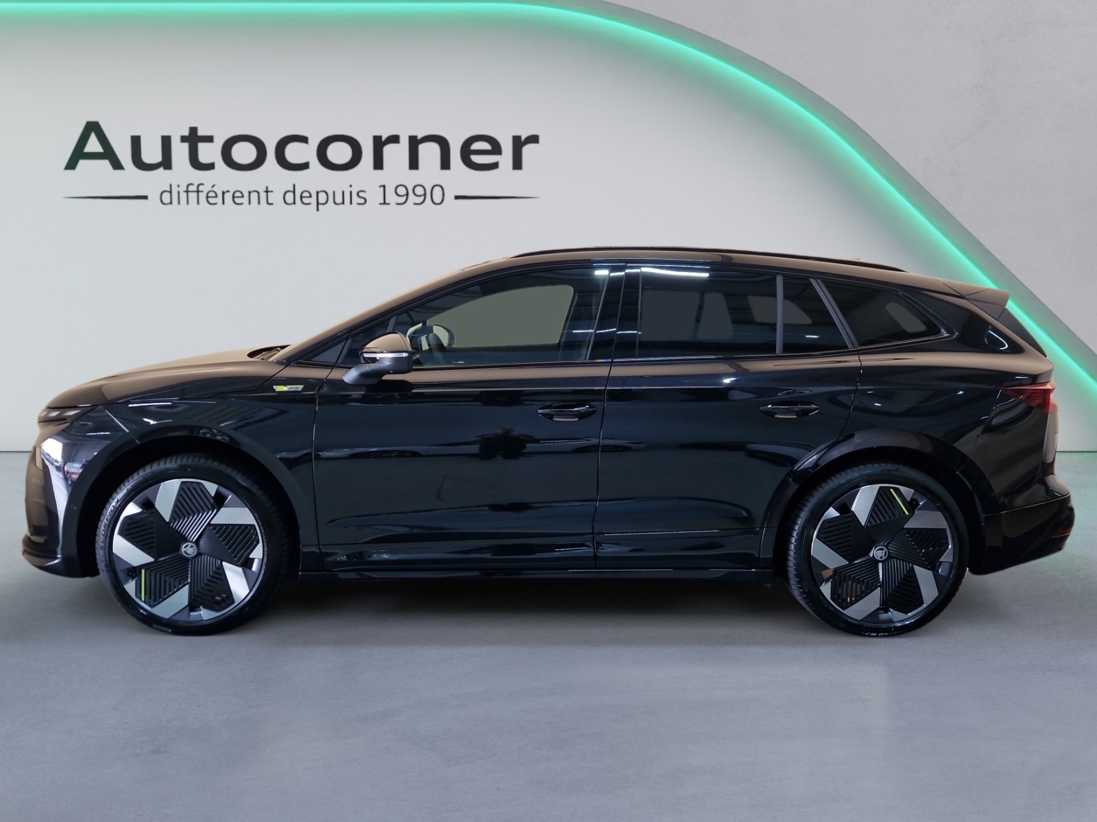 SKODA Enyaq 4x4 RS-image-1