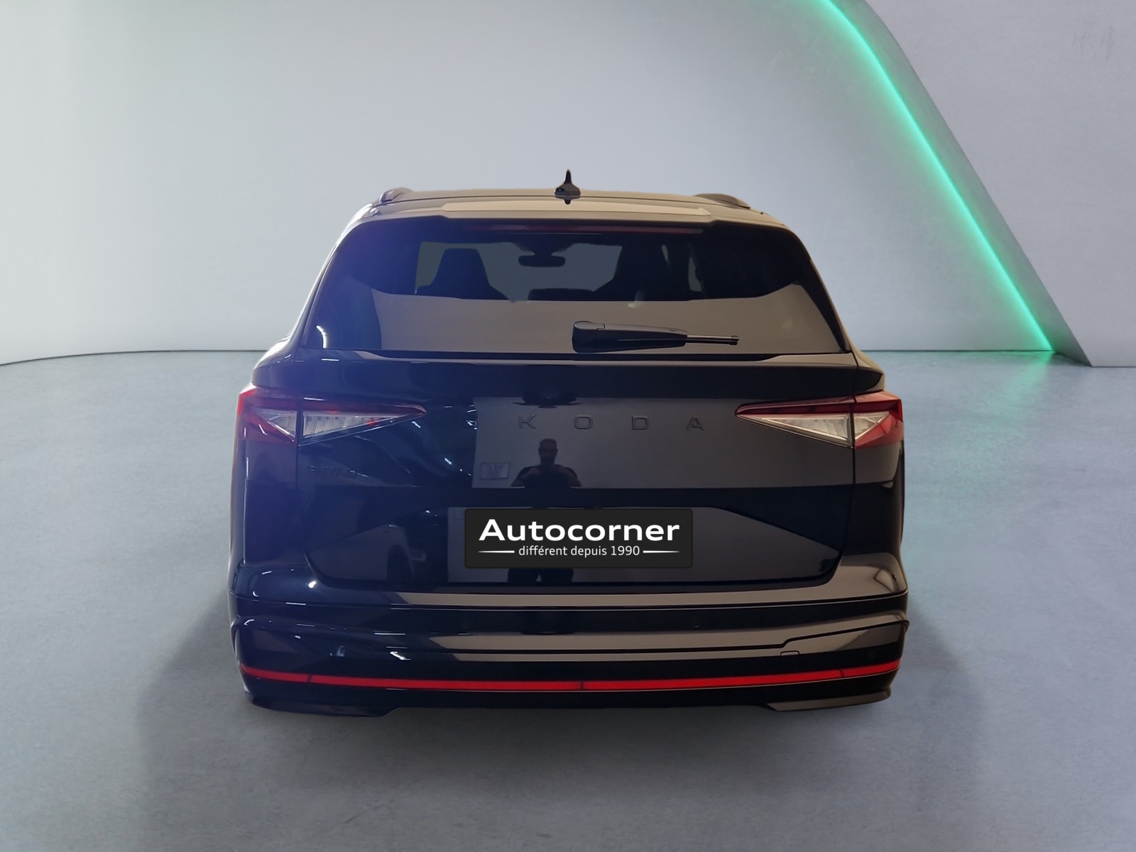 SKODA Enyaq 4x4 RS-image-3