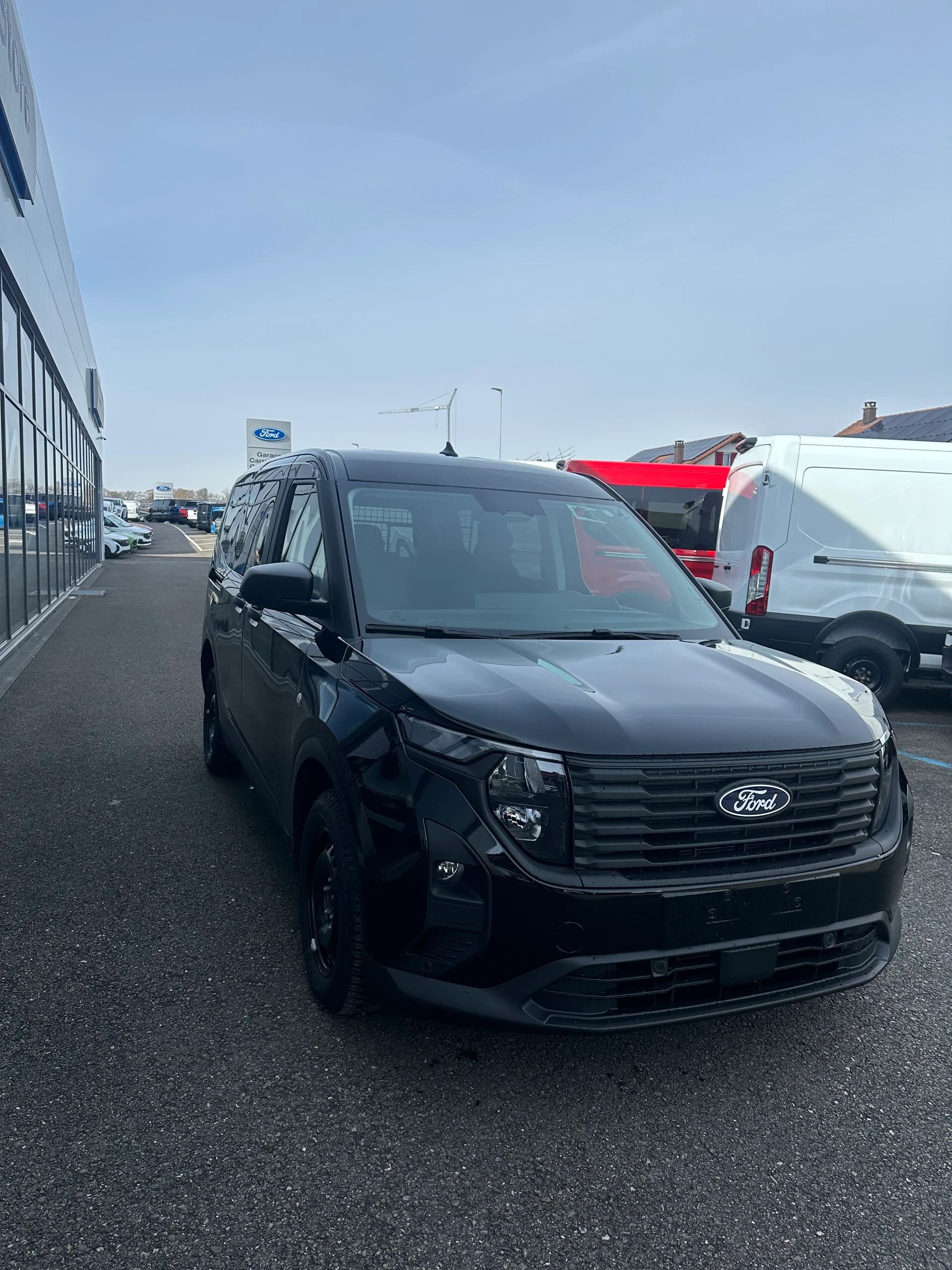 FORD Transit Courier dcab. van 1.0 Trend/125CV/Aut.-image-4