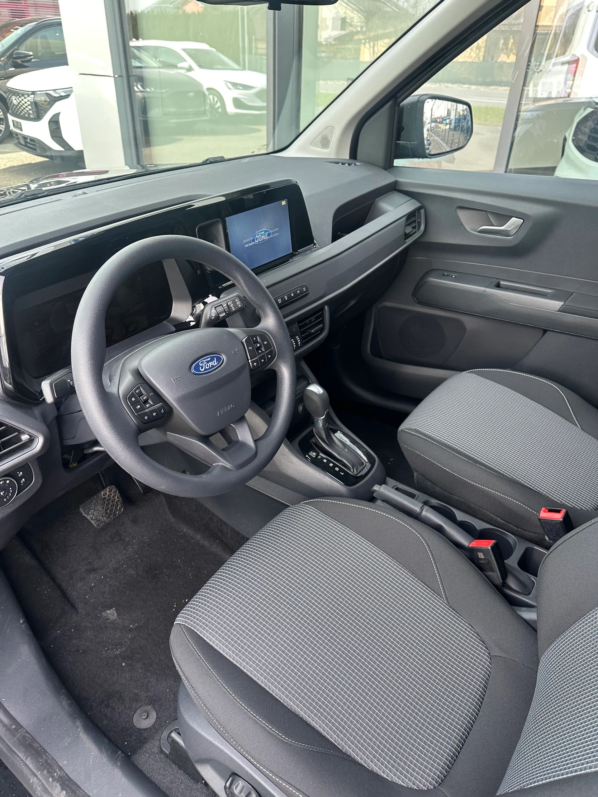 FORD Transit Courier dcab. van 1.0 Trend/125CV/Aut.-image-7