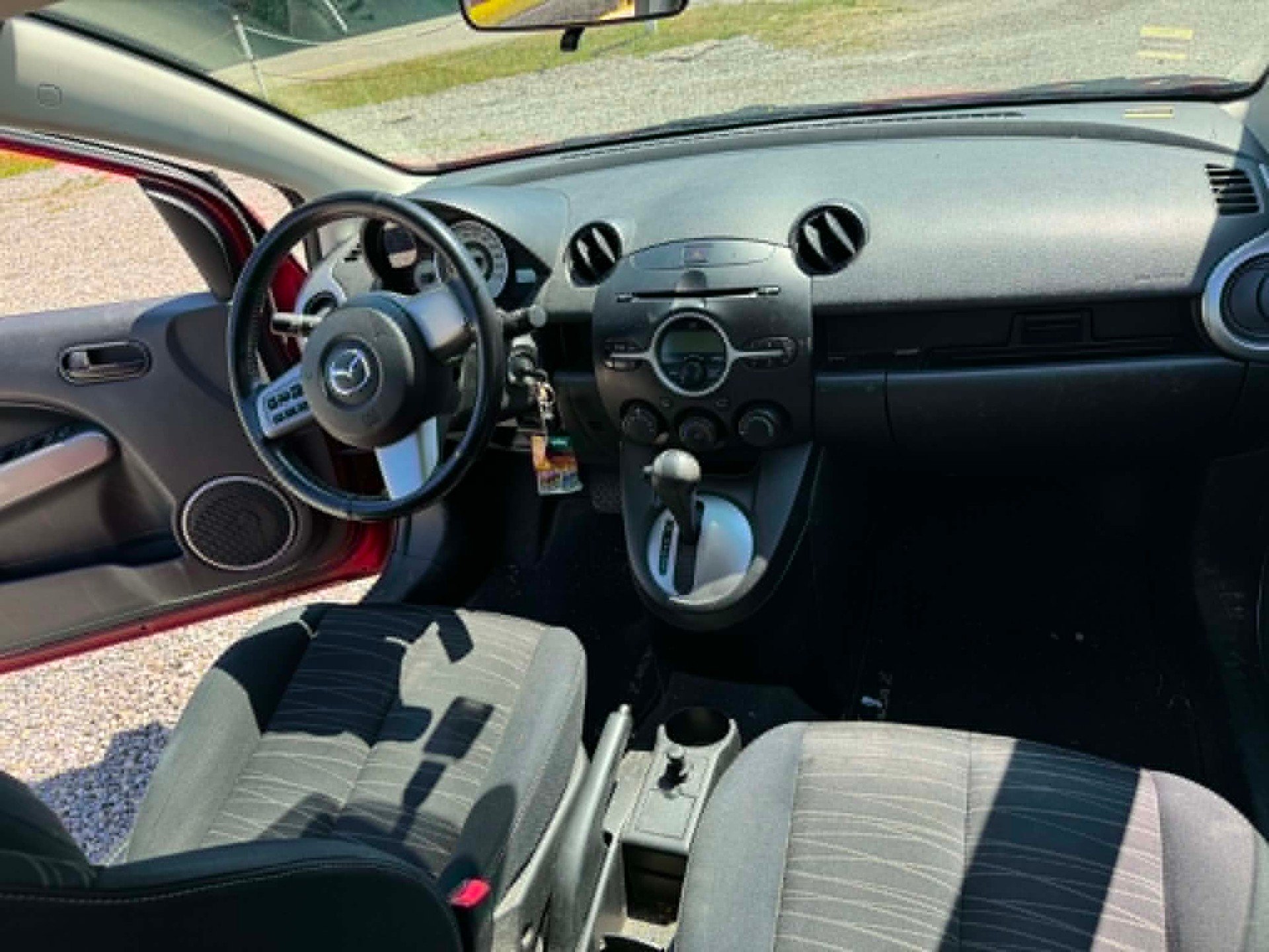 MAZDA 2 1.5i 16V City Sport 1 Automatic-image-3