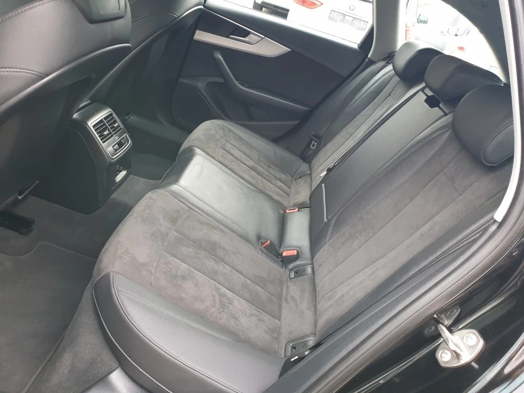 AUDI A4 Avant 40 TDI Attraction quattro S-tronic ** 204 PS ** Alcantara-Leder ** Gr-Navi ** Sitzheizung ** Anh-Kupplung ** Ab MFK **-image-12