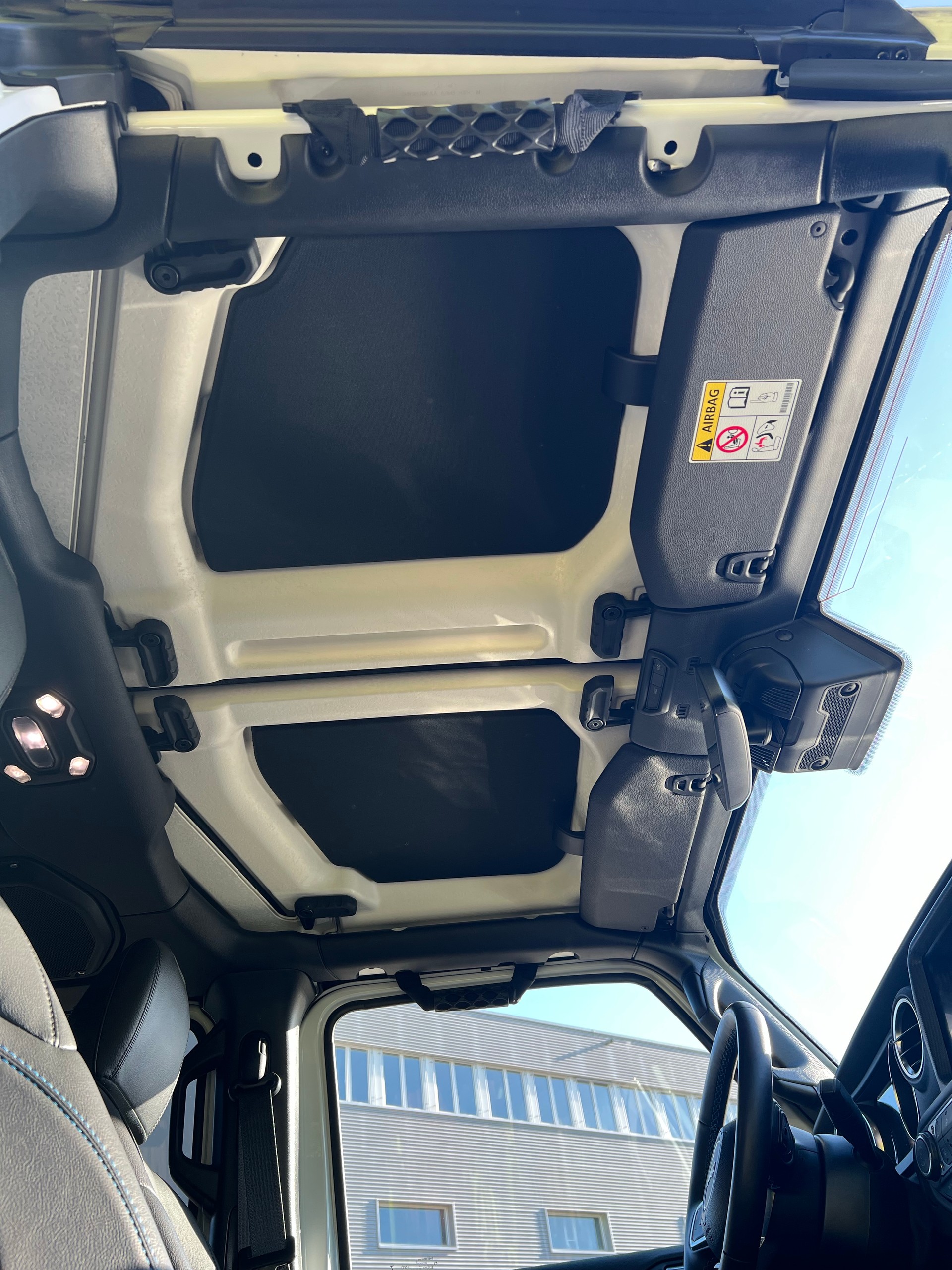 JEEP 2.0 Un120PHEV Unlimited Automatic Rubicon-image-8