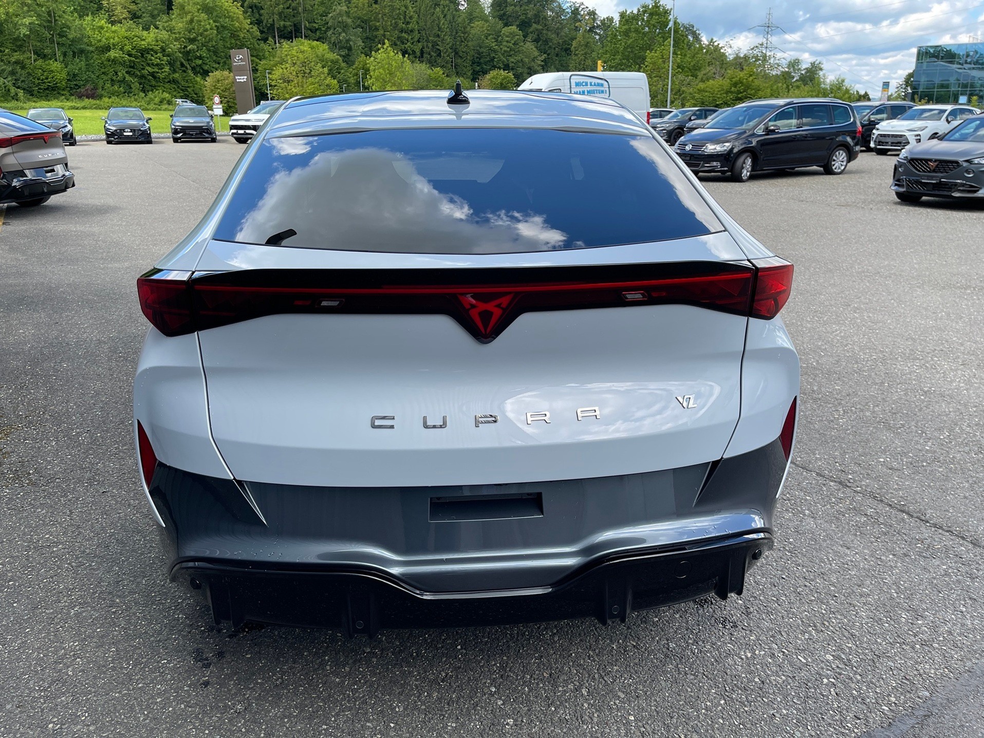 CUPRA Tavascan Type 9 77 kWh Adrenaline Prime Edition-image-3