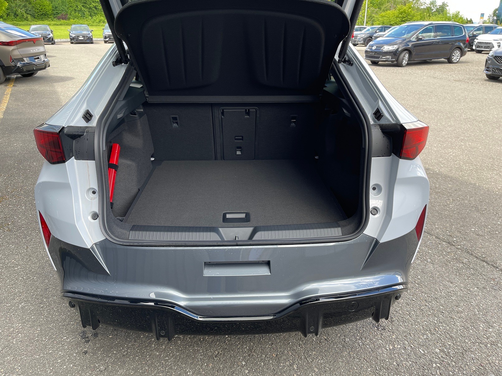 CUPRA Tavascan Type 9 77 kWh Adrenaline Prime Edition-image-4