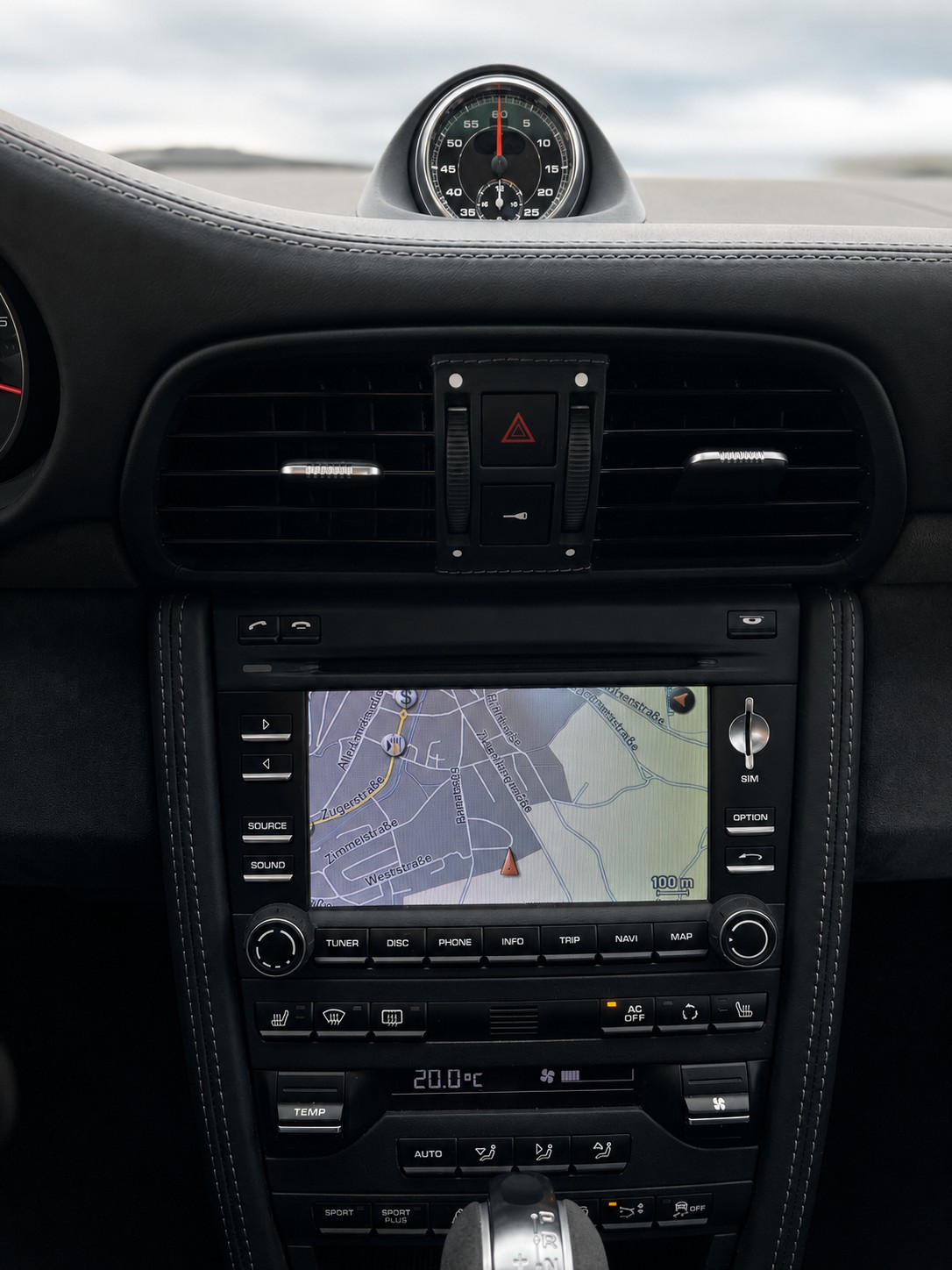 PORSCHE 911 (997.2) Carrera 4 GTS PDK-image-8