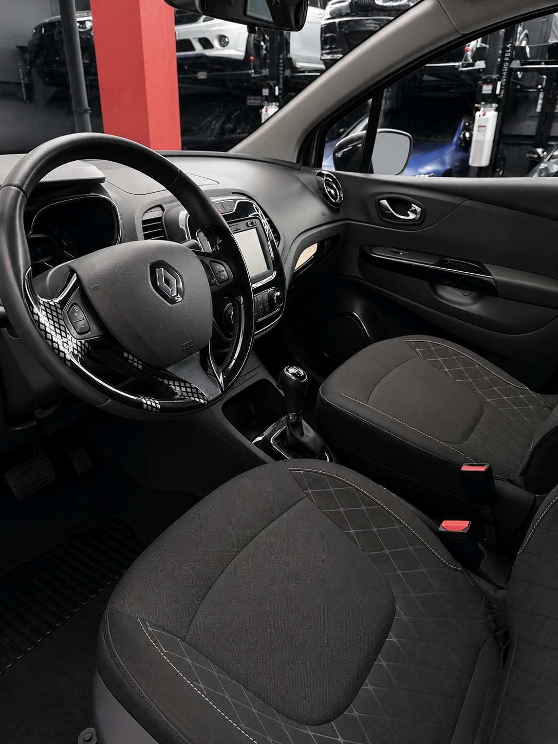 RENAULT Captur 1.2 T 16V Dynamique EDC-image-7