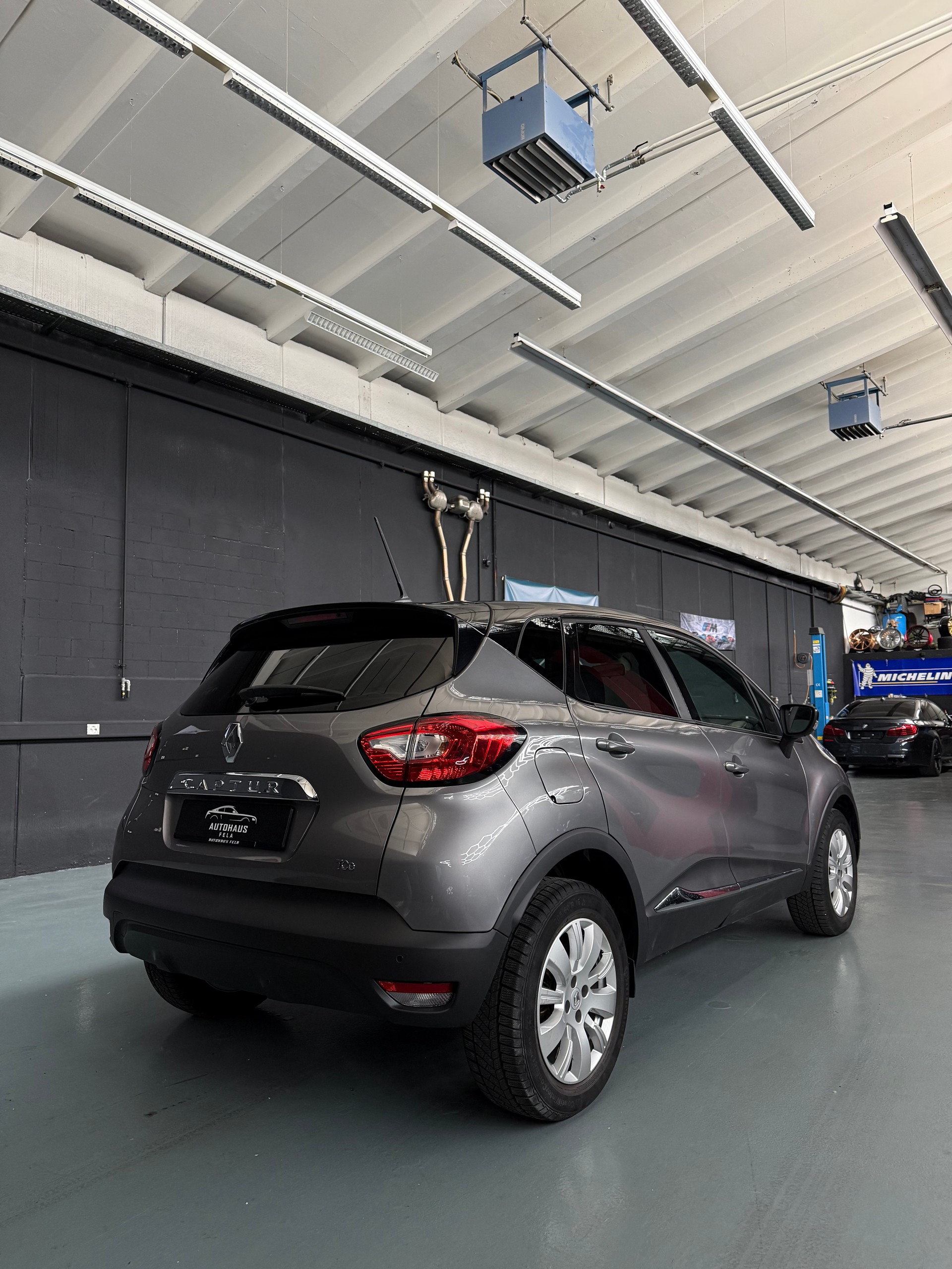 RENAULT Captur 1.2 T 16V Dynamique EDC-image-6