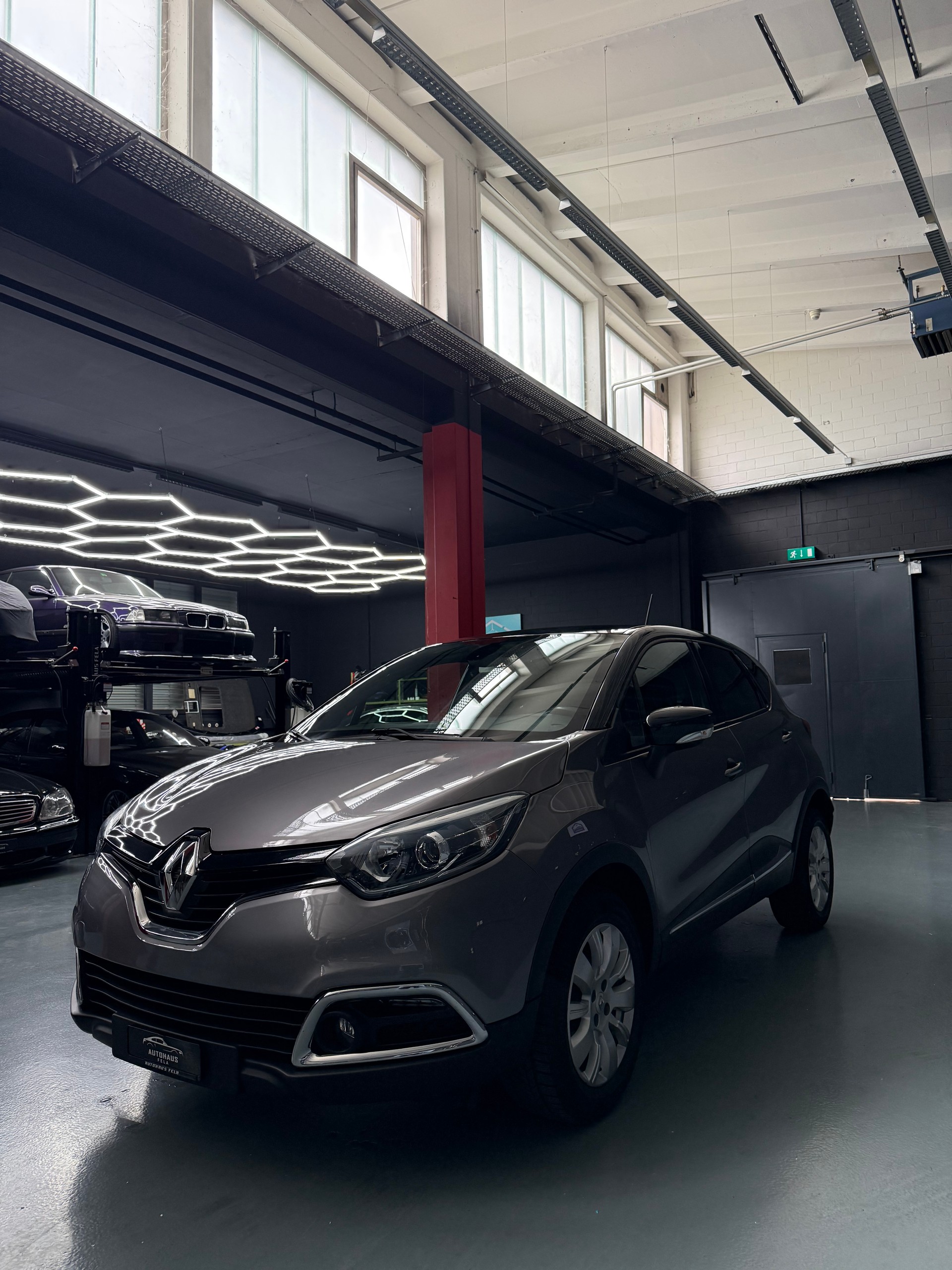 RENAULT Captur 1.2 T 16V Dynamique EDC-image-2