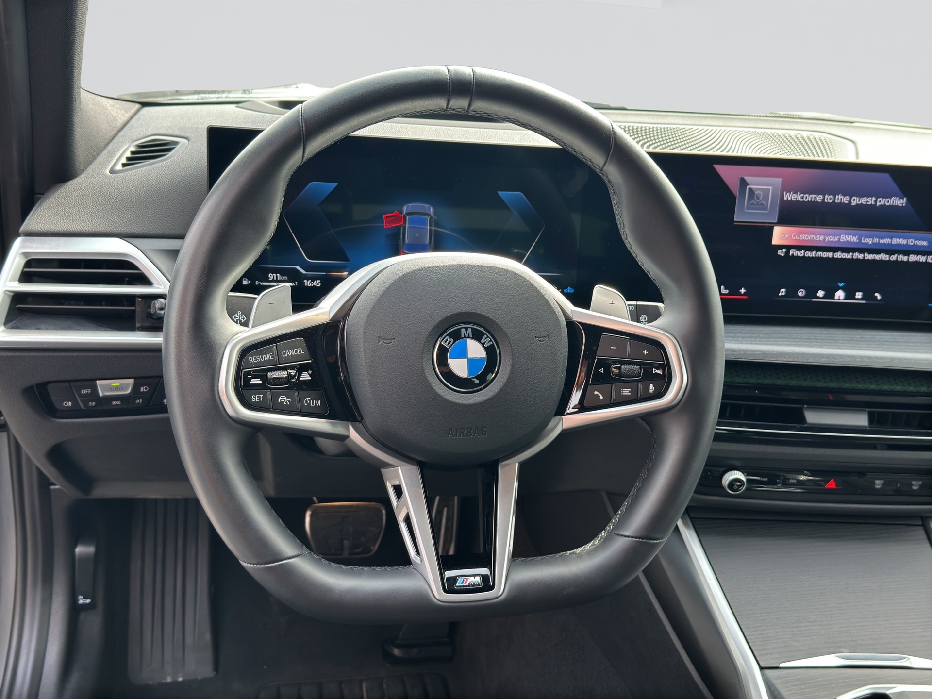 BMW 320d xDrive 48V Touring M Sport Steptronic-image-9
