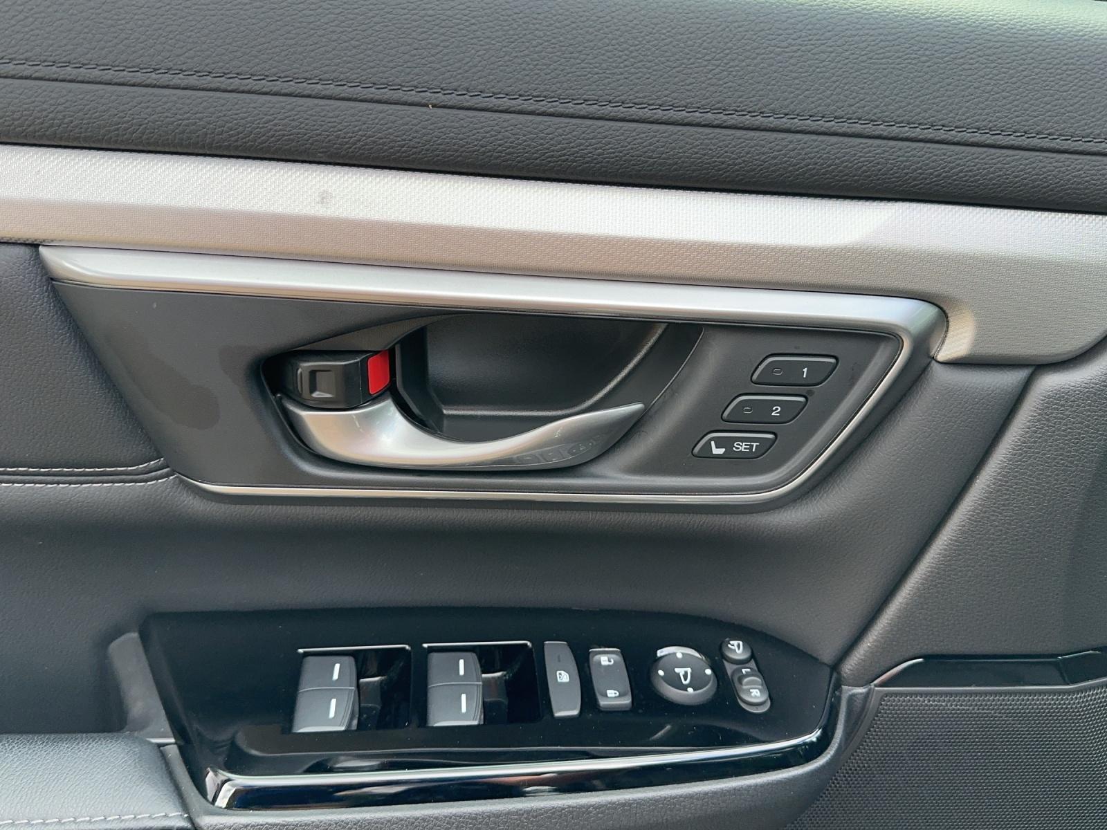 HONDA CR-V 2.0 i-MMD Executive 4WD-image-18