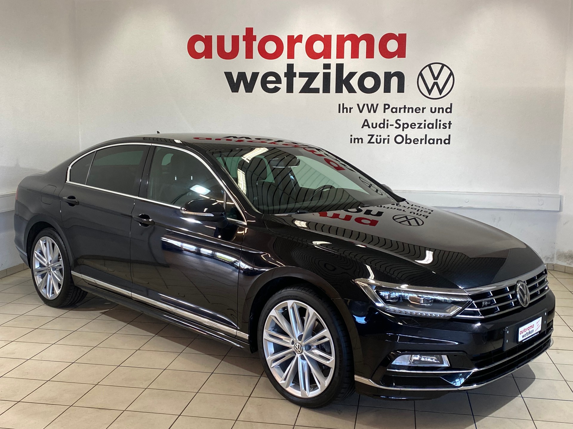 VW Passat 2.0 TDI SCR BMT R-Line Highline DSG-image-0
