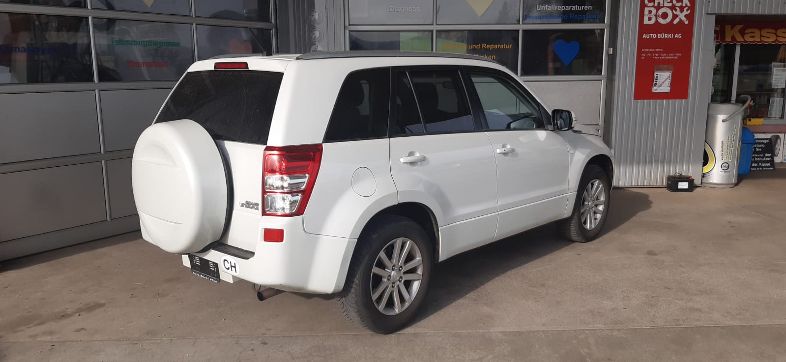 SUZUKI Grand Vitara 2.4 16V GL Top Automatic-image-4