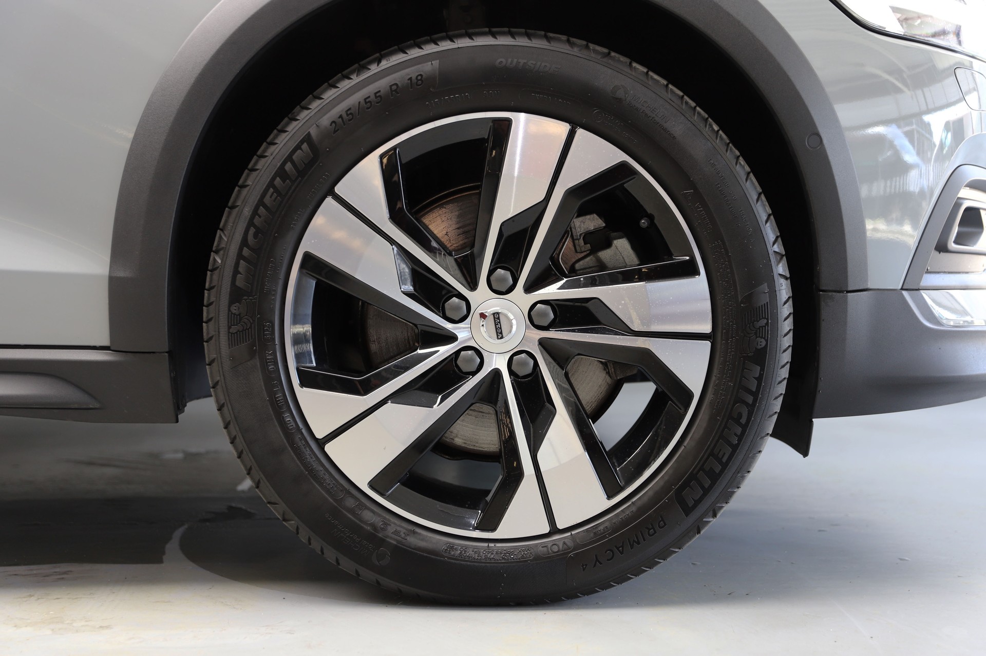 VOLVO Volvo V60 Cross Country 2.0 B4 Core AWD-image-12