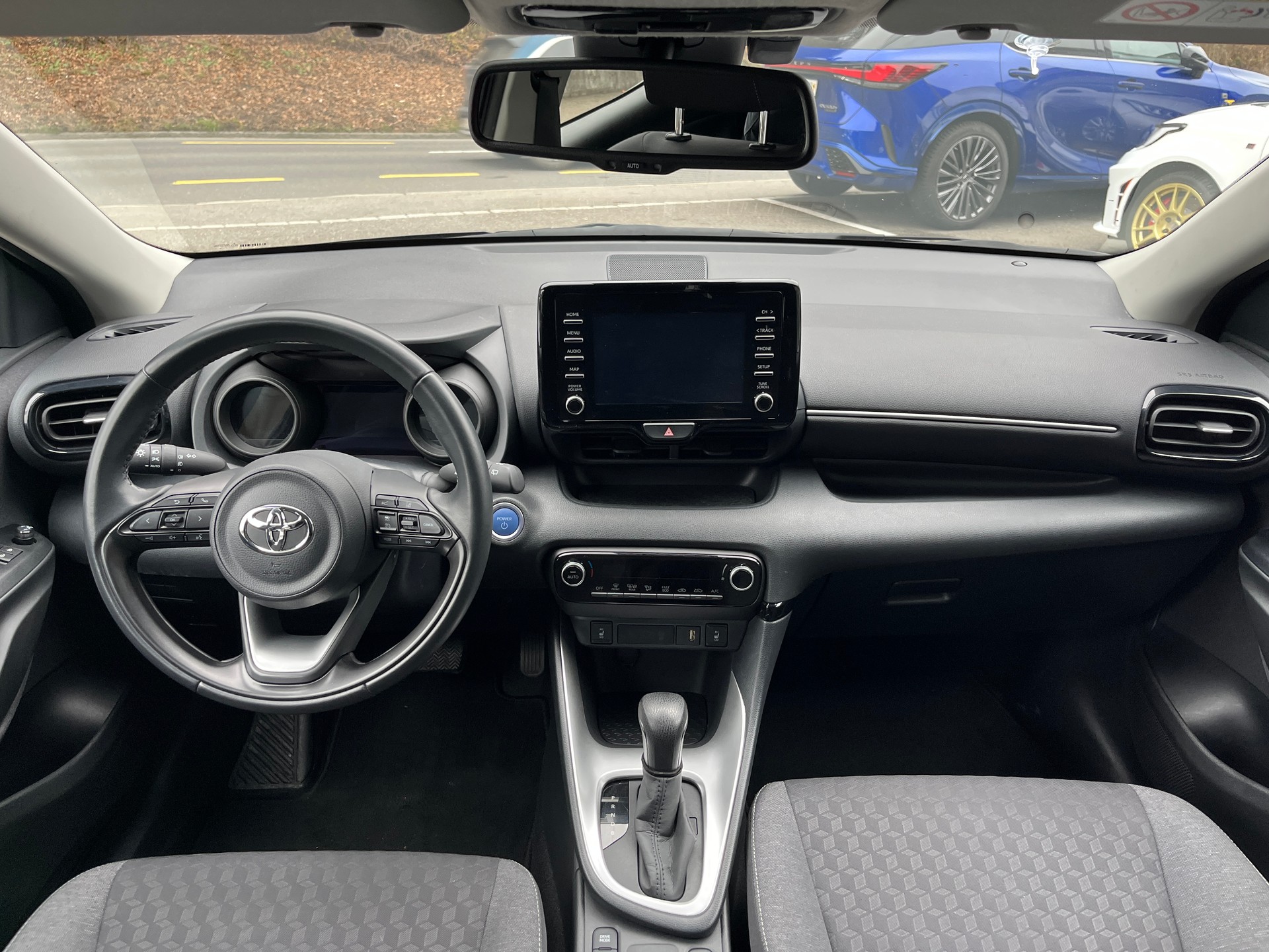 TOYOTA 1.5 VVT-i HSD-image-10