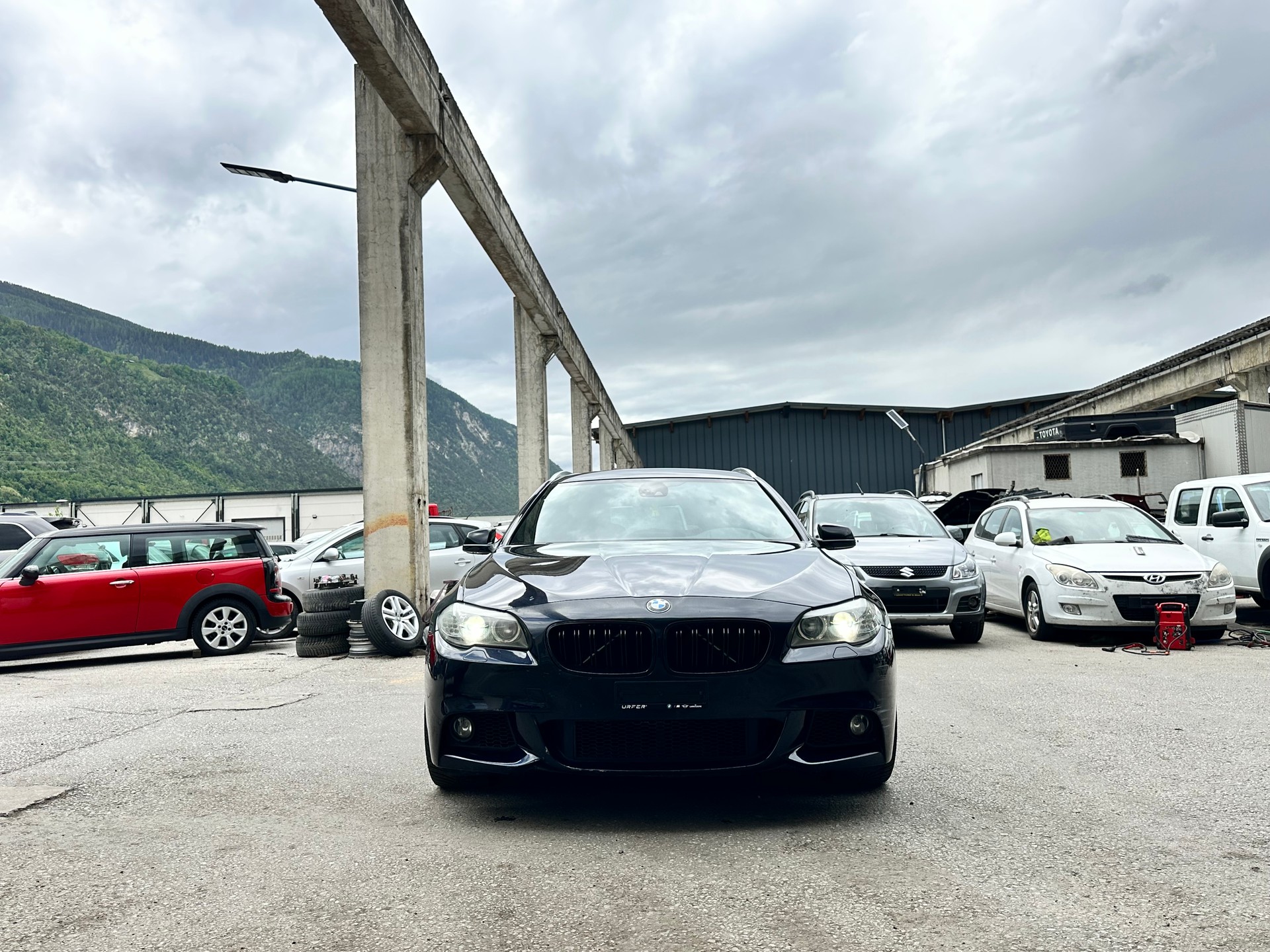 BMW 530d xDrive Touring Steptronic-image-2