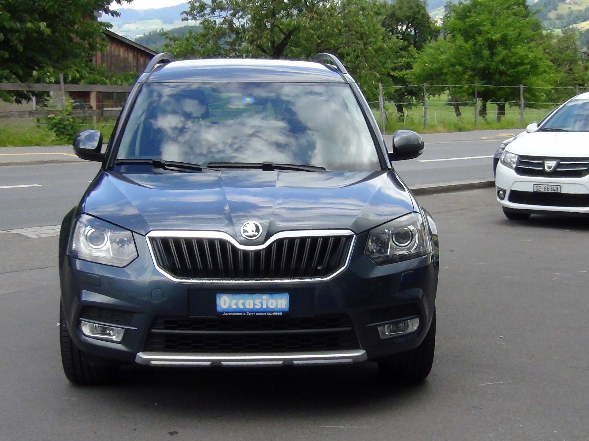 SKODA Yeti 2.0 TDI Active 4x4 DSG-image-1