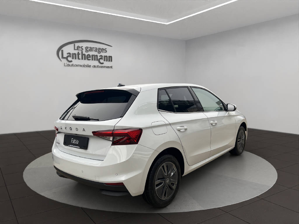 SKODA Fabia 1.0 TSI Dynamic DSG-image-4