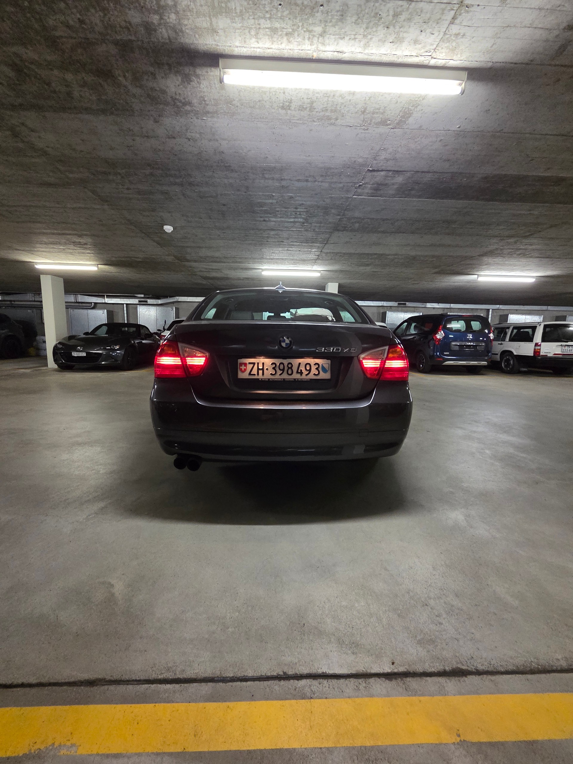 BMW 330xd-image-3
