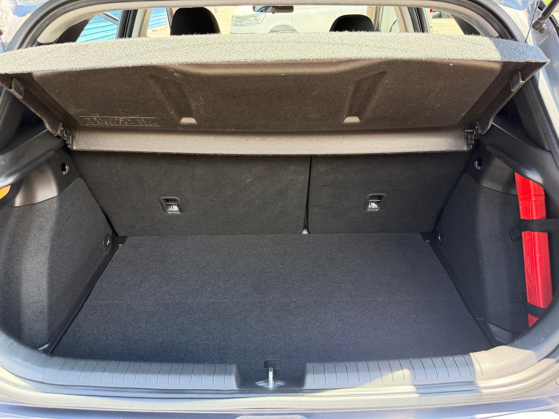 HYUNDAI i20 1.2 Amplia-image-7