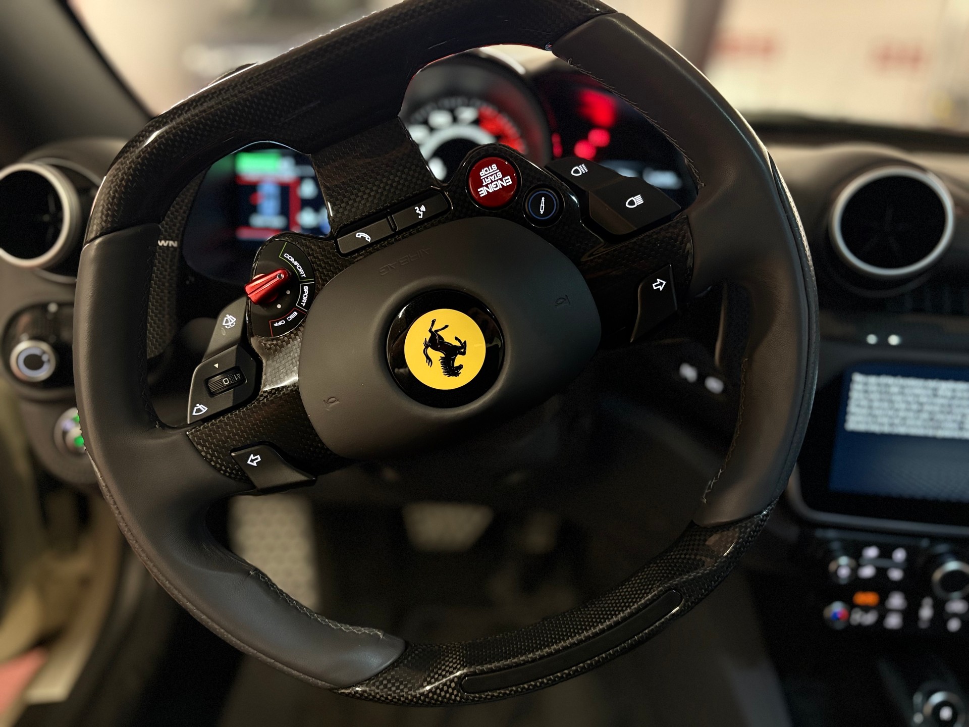 FERRARI PORTOFINO-image-7