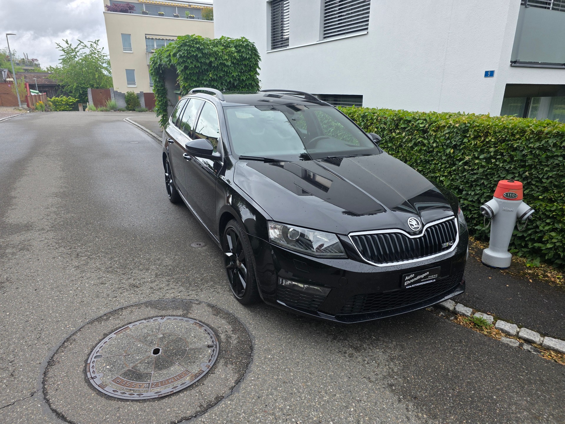 SKODA Octavia Combi 2.0 TDI RS DSG-image-2