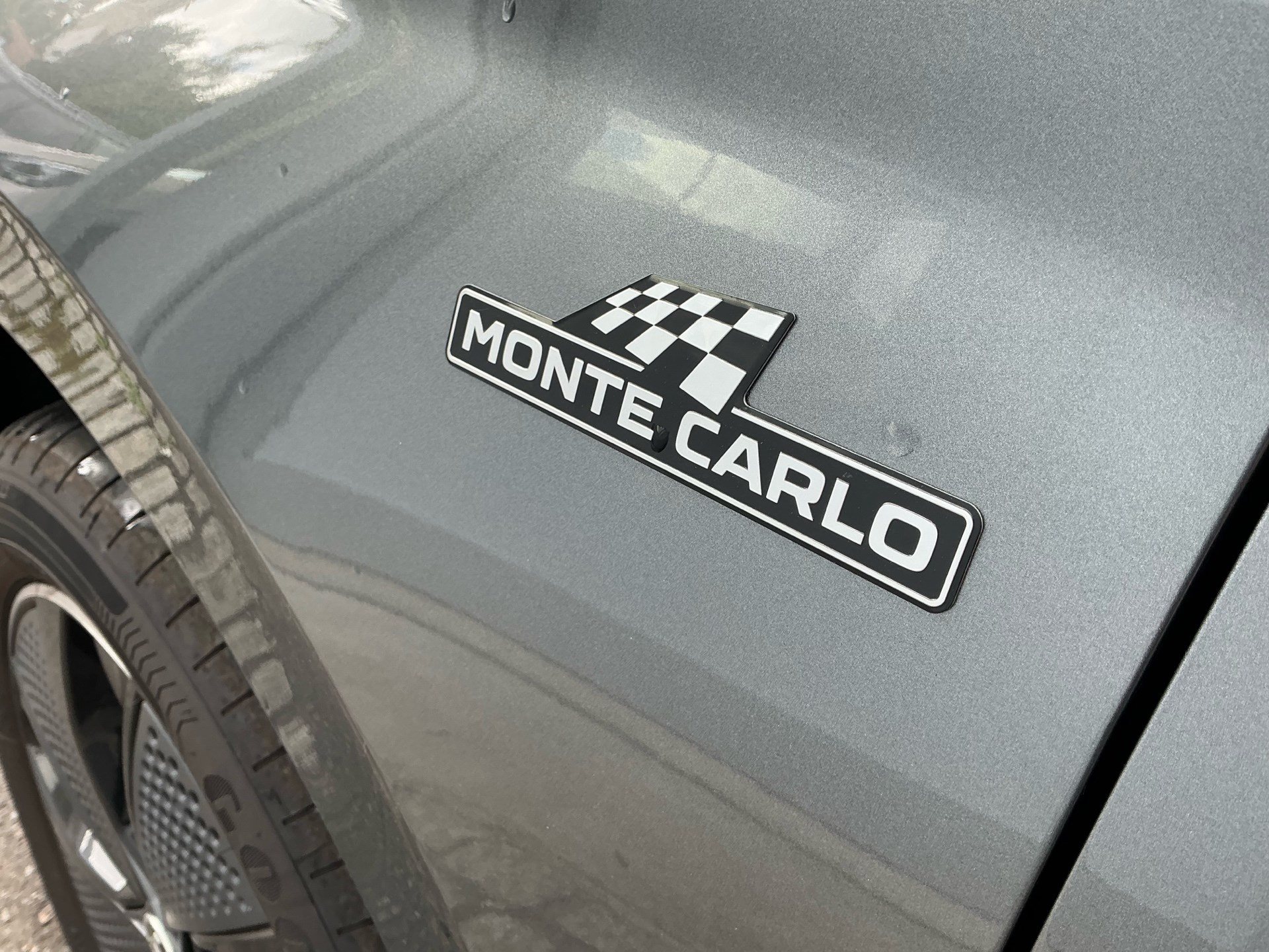 SKODA Kamiq Monte Carlo *** 5 JAHRE SKODA WERKSGARANTIE ***-image-26