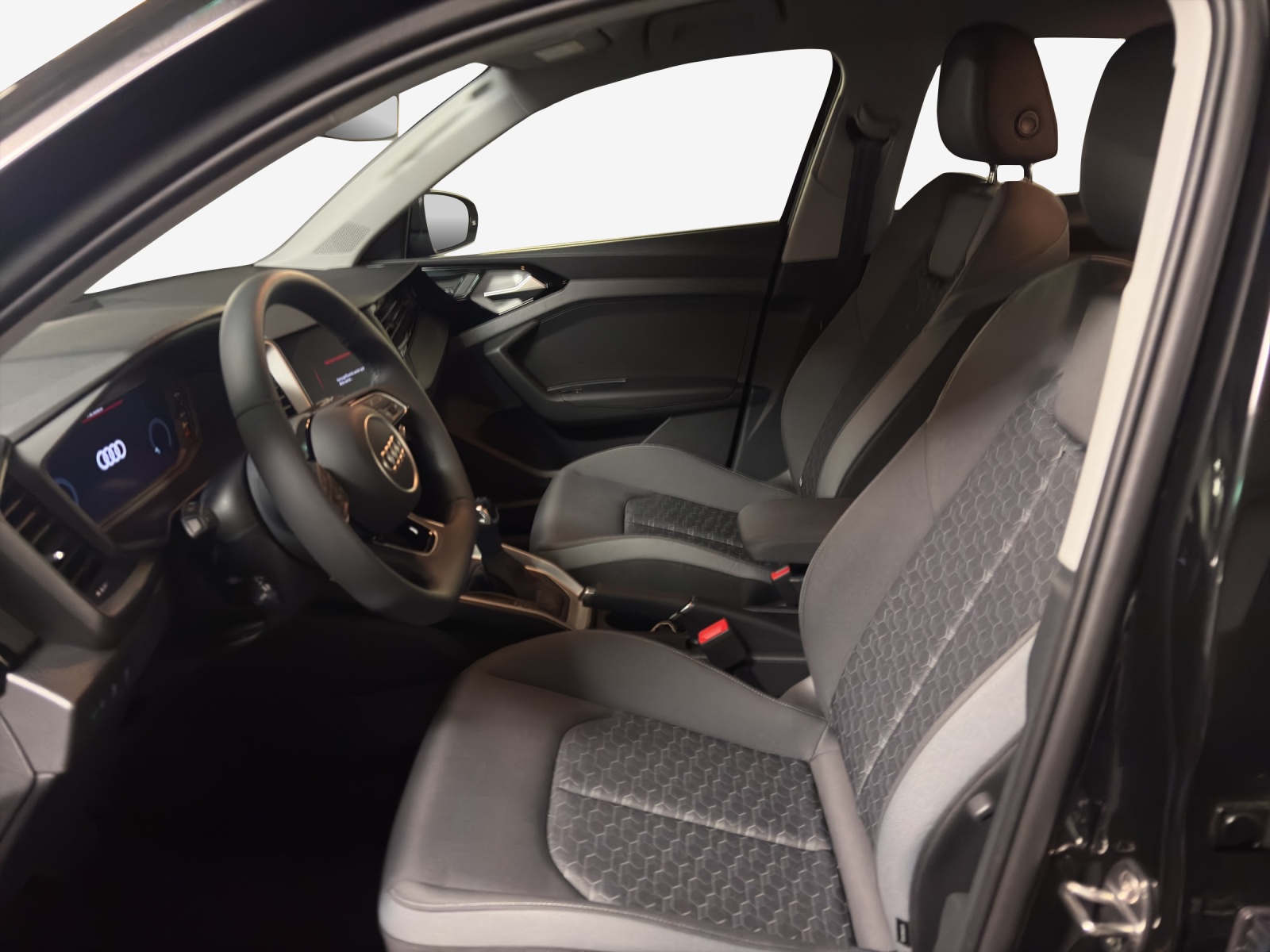 AUDI A1 Sportback 30 TFSI Attraction S-tronic-image-7