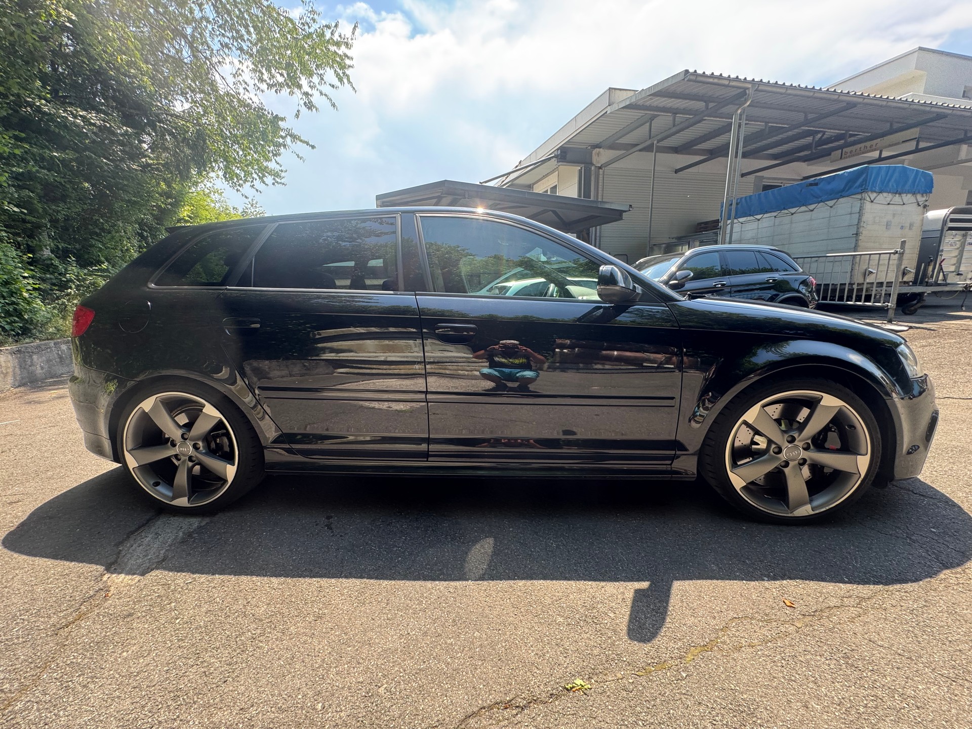 AUDI 2.5 T FSI Black Ed. quat. S-Tr-image-2