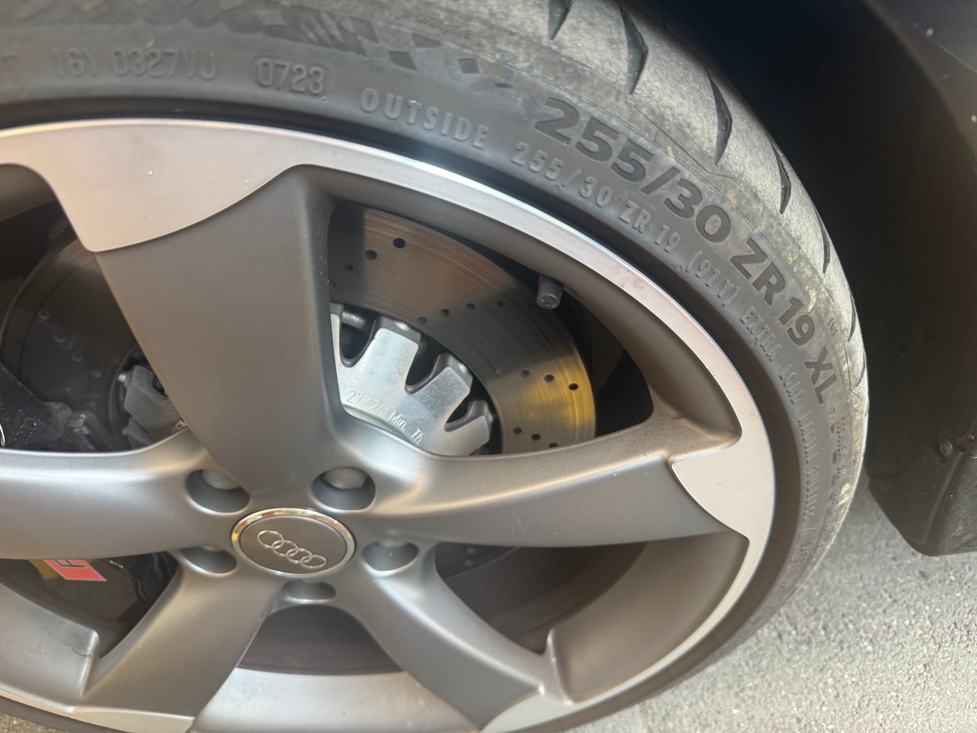 AUDI 2.5 T FSI Black Ed. quat. S-Tr-image-13